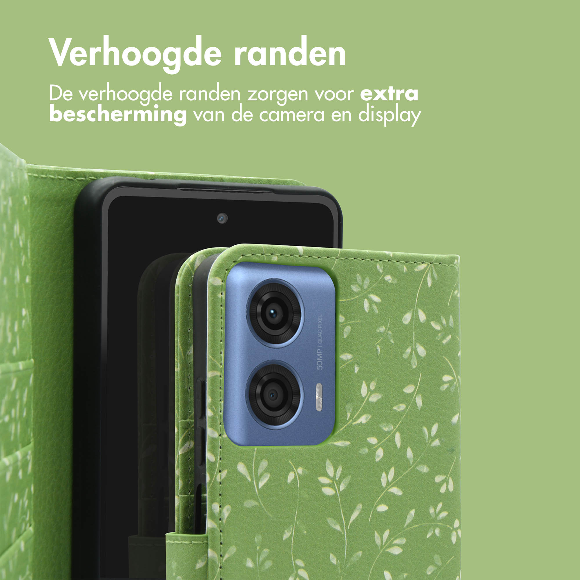 Een telefoon in een groene hoes in een groen patroon folio hoes. De folio is open.