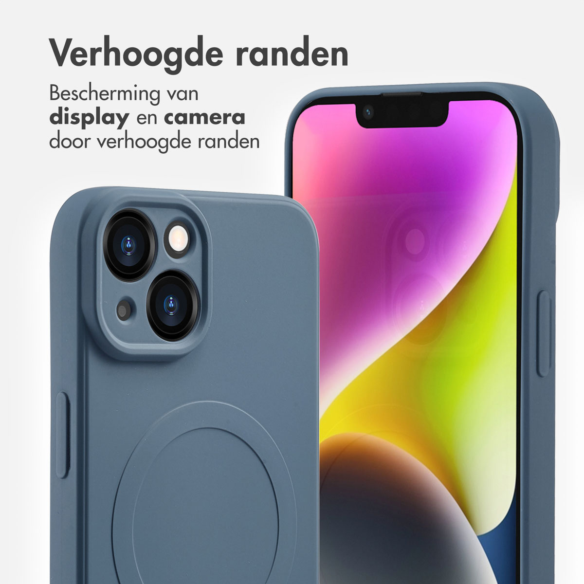 Téléphone avec coque bleue, bords surélevés. Un deuxième téléphone à droite. Les deux affichent des écrans.