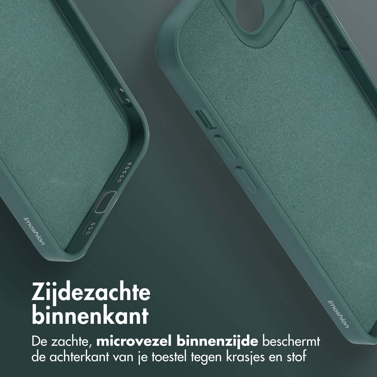 Close-up van de binnenkant van een hoesje. Tekst: 'Zijdezacht van binnen', microvezelvoering.