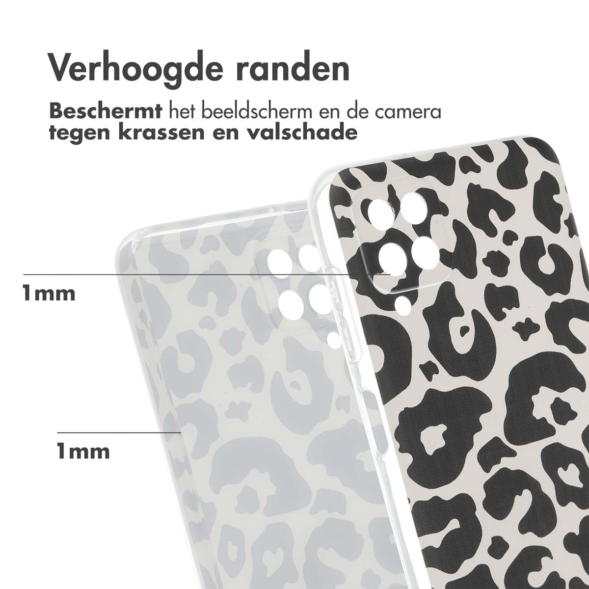 Telefoonhoesjes met luipaardprint. Eén hoesje bovenop de ander. Transparant.