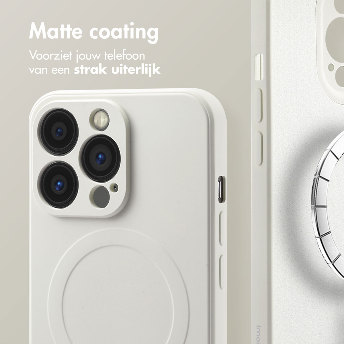 Witte telefoonhoes met witte MagSafe-ring. Witte achtergrond.
