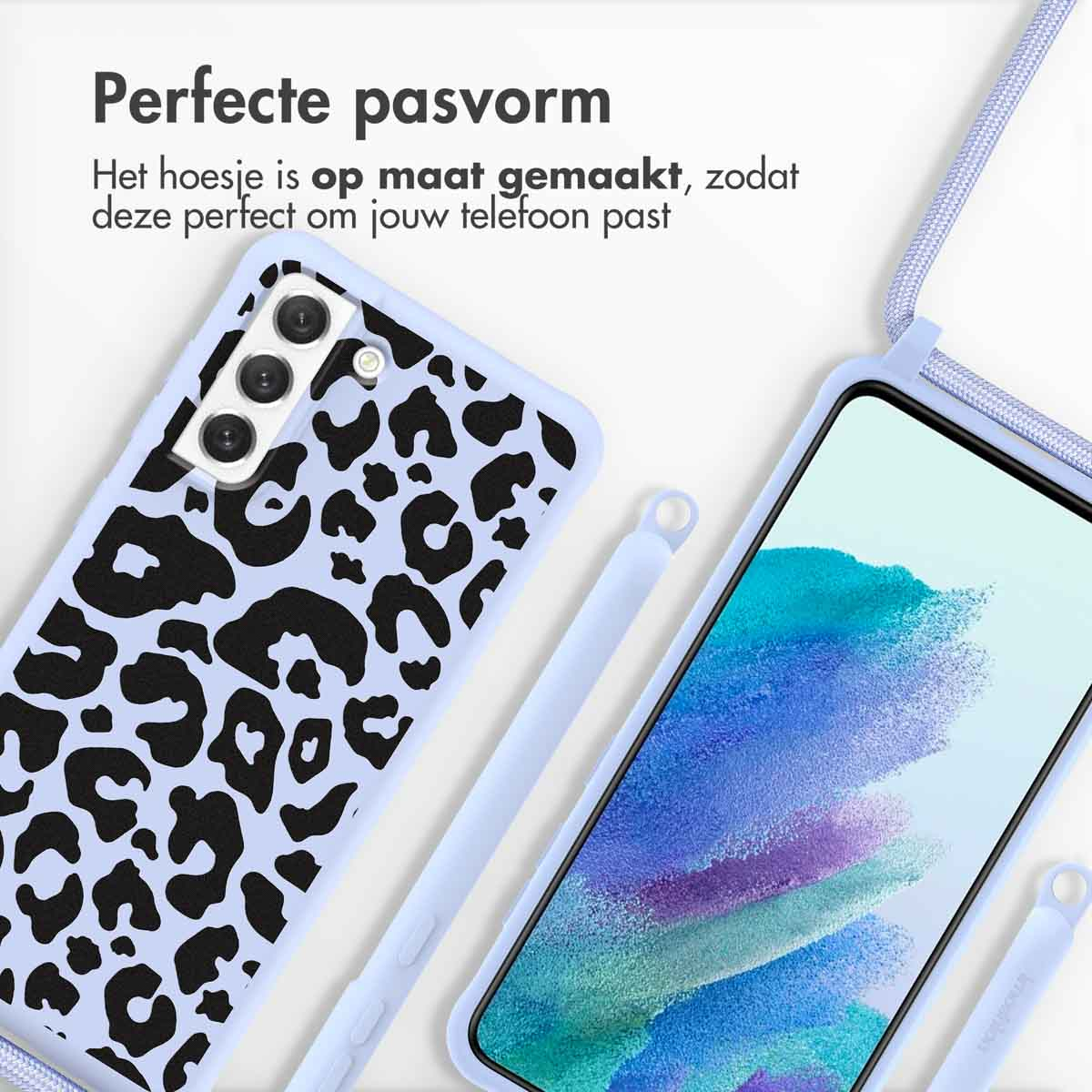 Een telefoonhoesje met een luipaardprint en een telefoon erin. Er is een koord aan de hoes bevestigd.