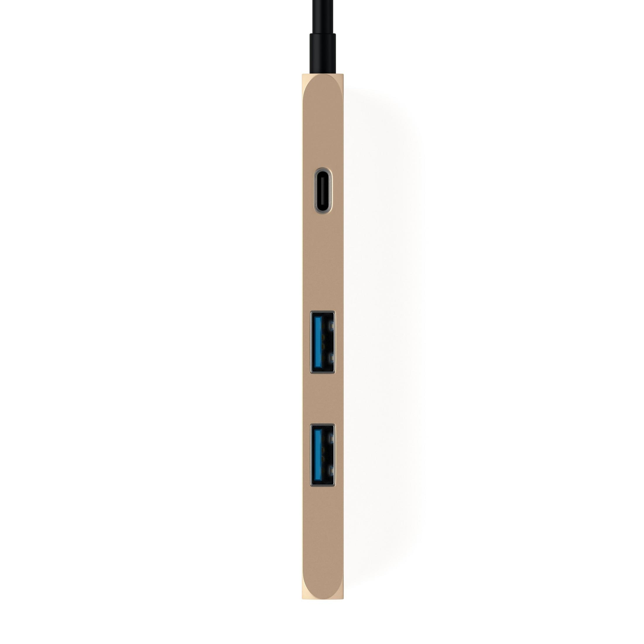 Un hub USB color oro con una porta USB-C e due porte USB, su sfondo bianco.