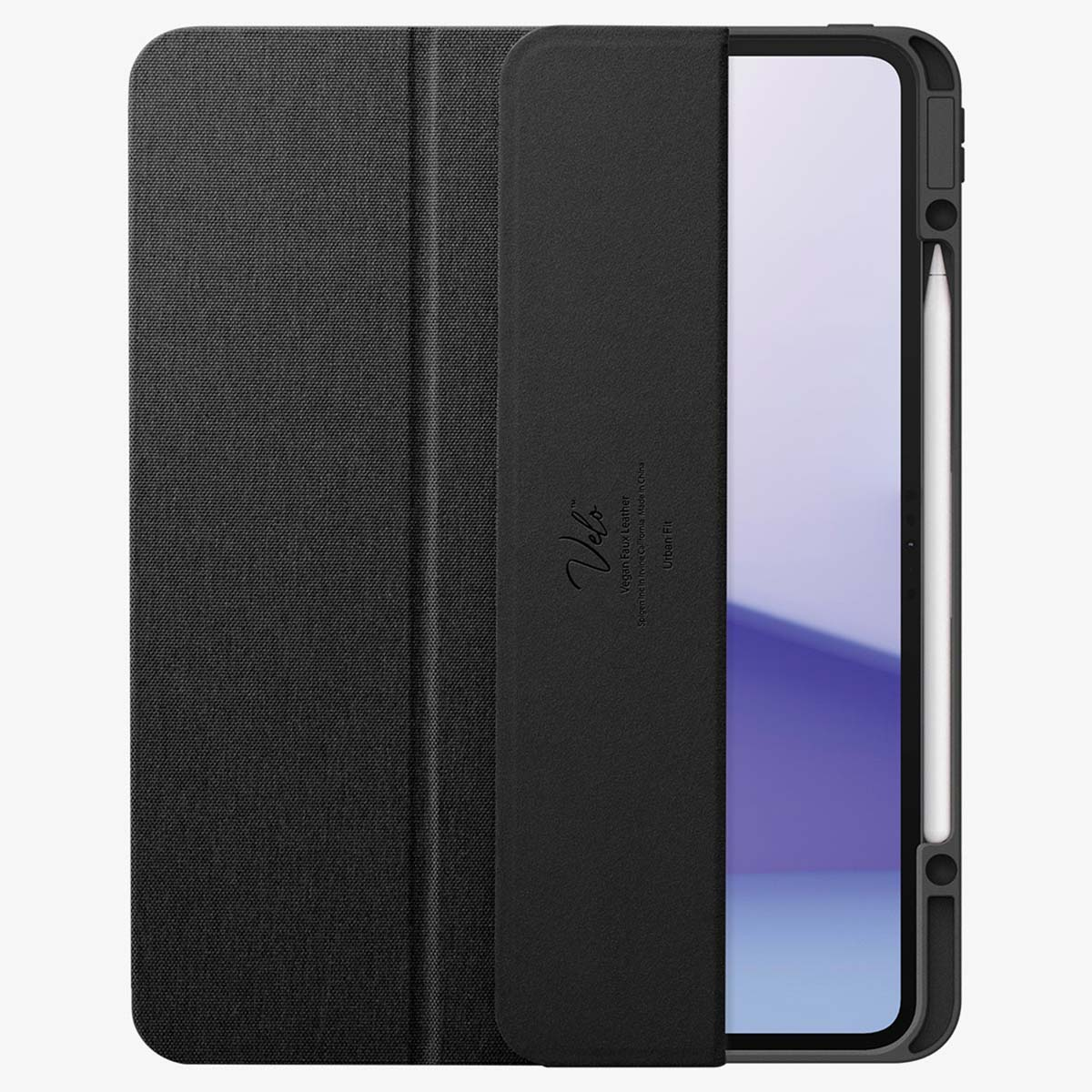 Étui noir pour iPad avec couvercle ouvert pour afficher l'écran et un stylet blanc.