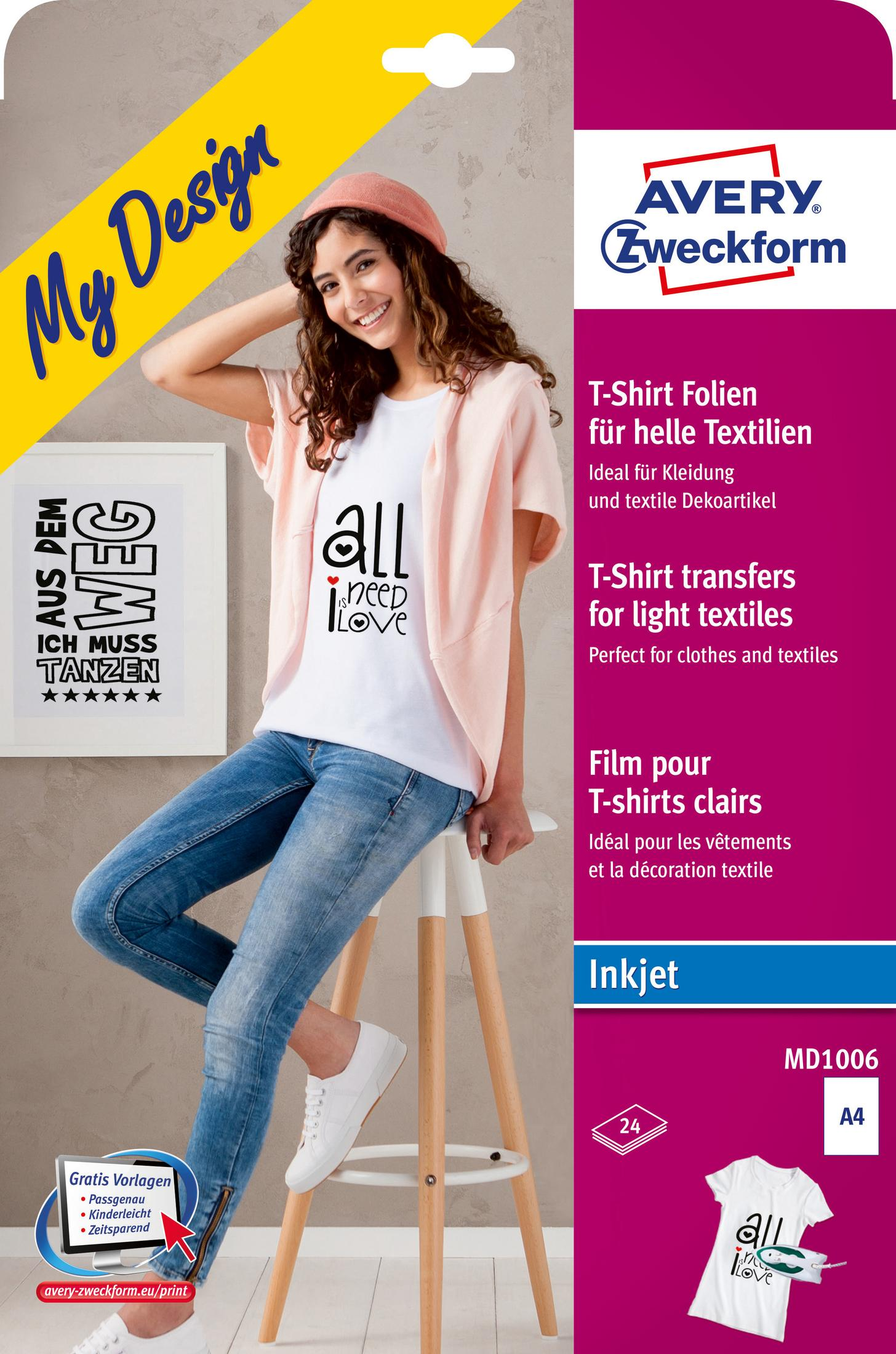 Eine Frau in einem rosa Hemd und blauen Jeans mit einem T-Shirt-Design-Produkt. Das Produkt befindet sich auf weißem Hintergrund.