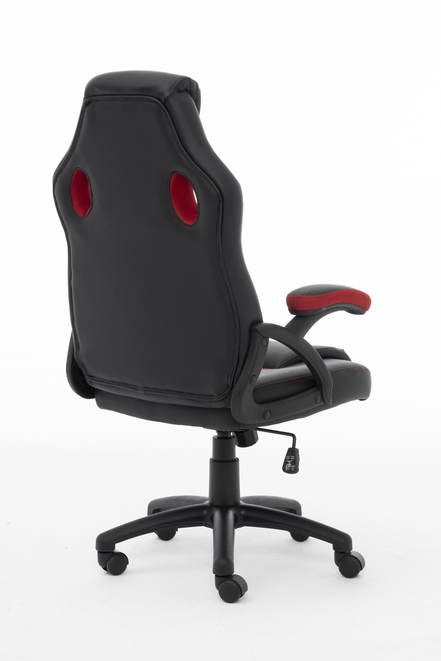Schwarzer Gaming-Stuhl mit roten Akzenten und weißem Hintergrund.