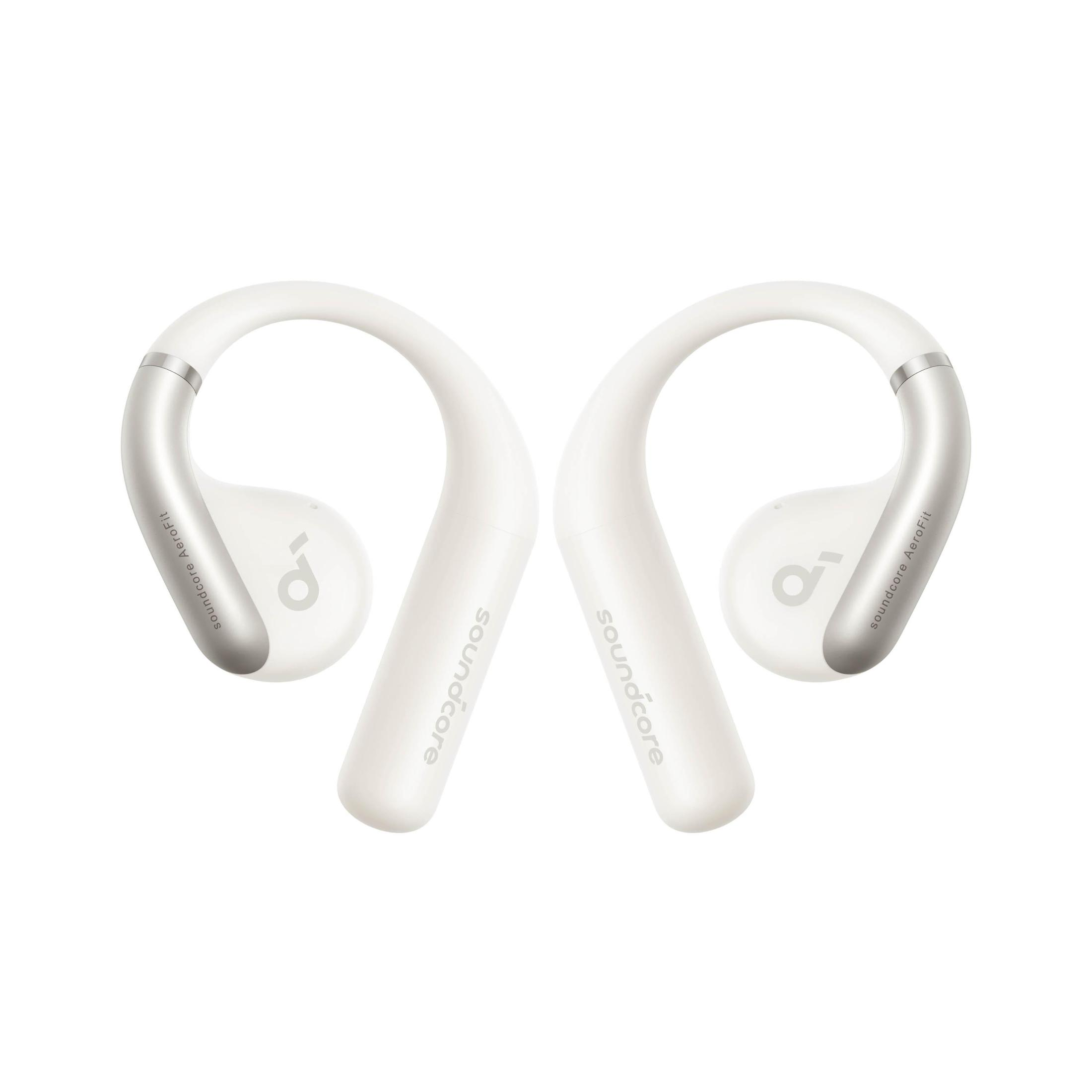 Weiße Soundcore AeroFit Ohrhörer mit silbernen Akzenten.