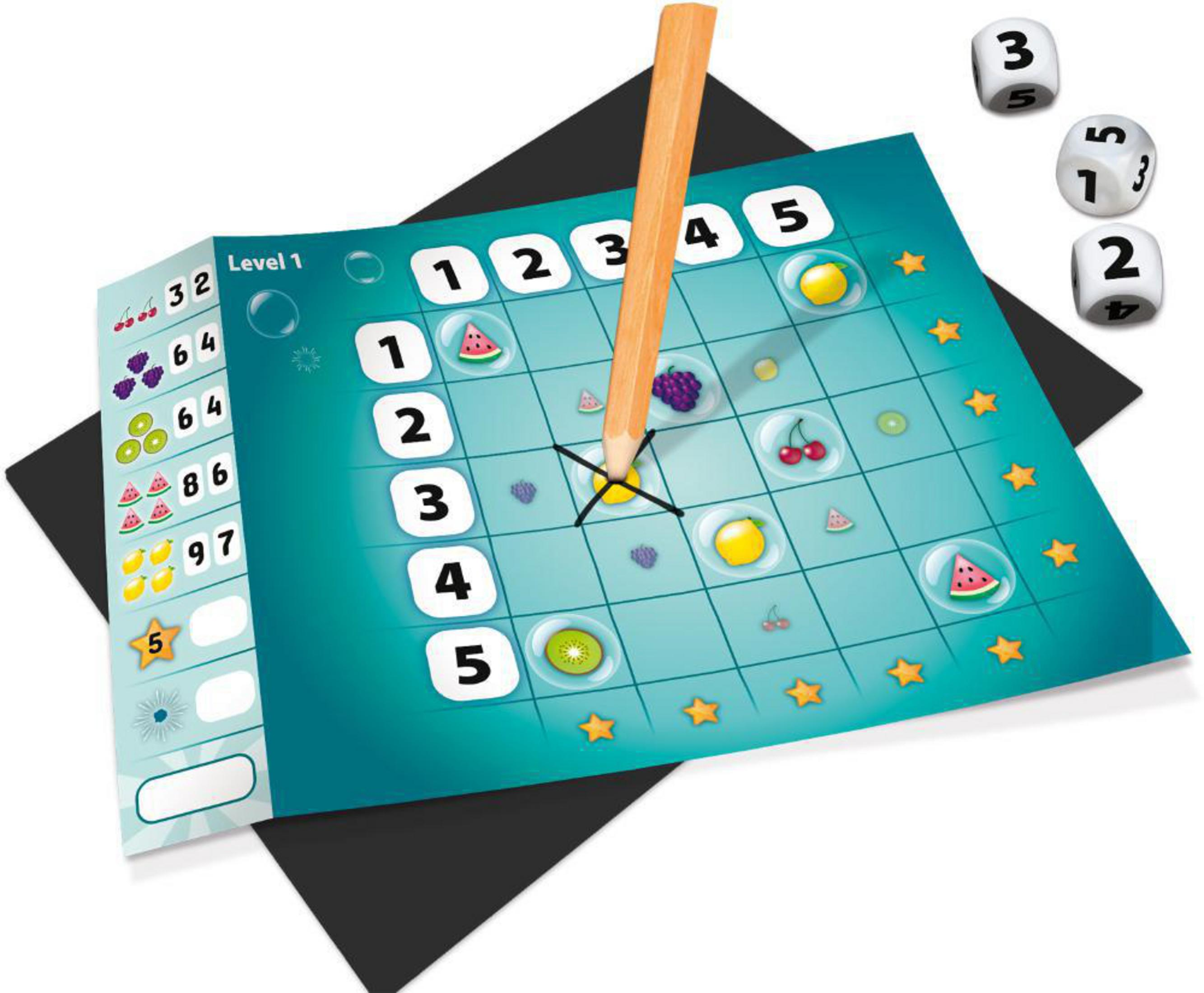Brettspiel mit Zahlen, Früchten und Würfeln. Ein Bleistift zeigt auf das Spielbrett. Das Spiel läuft.