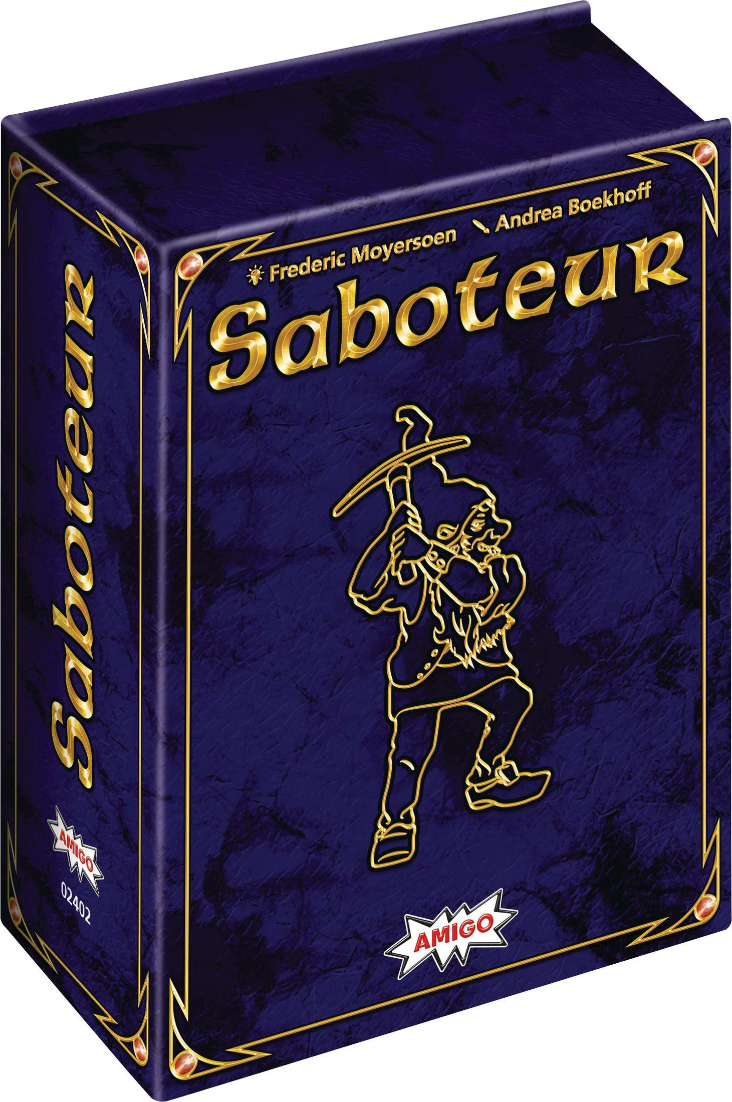 La boîte du jeu de société Saboteur est montrée. La boîte est bleu foncé, avec des lettres dorées et un nain.