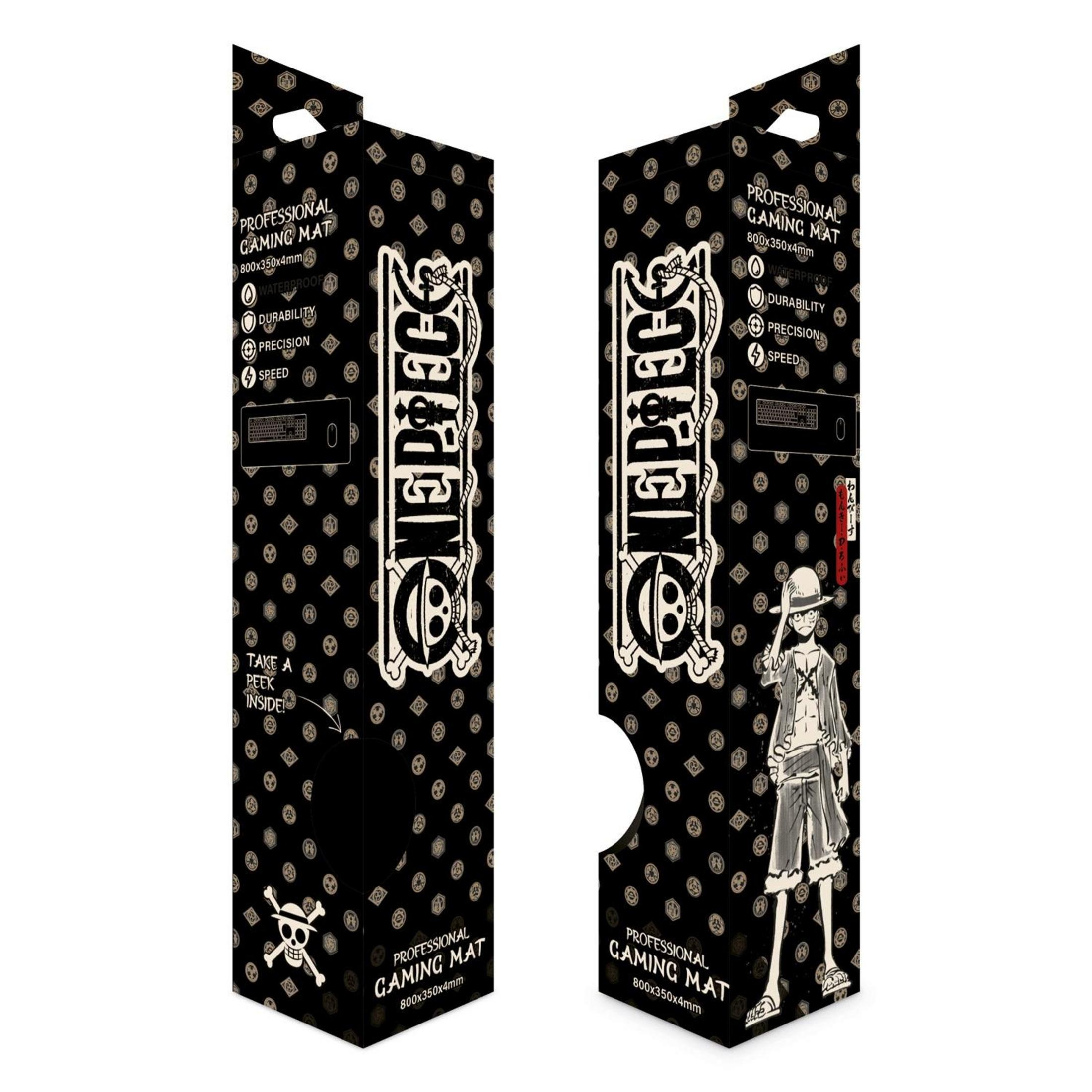 Dwa czarne pudełka maty do gier One Piece. Jeden pokazuje logo i postać, drugi tylko logo.