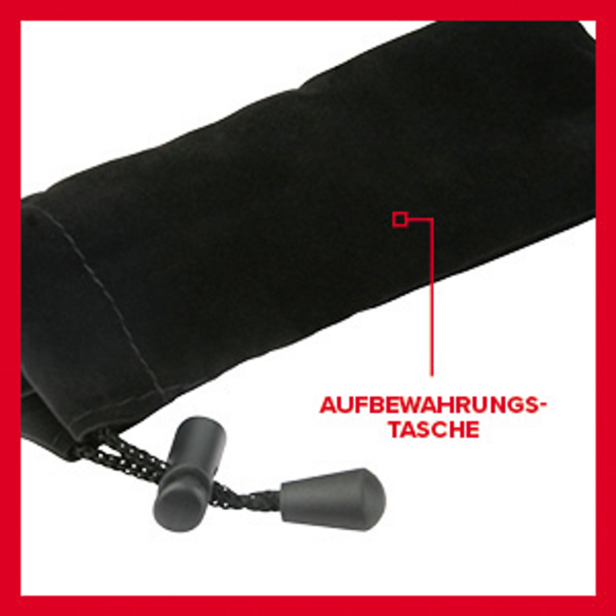 Nahaufnahme eines schwarzen Beutels mit Kordelzug und Textlabel auf rotem Hintergrund.