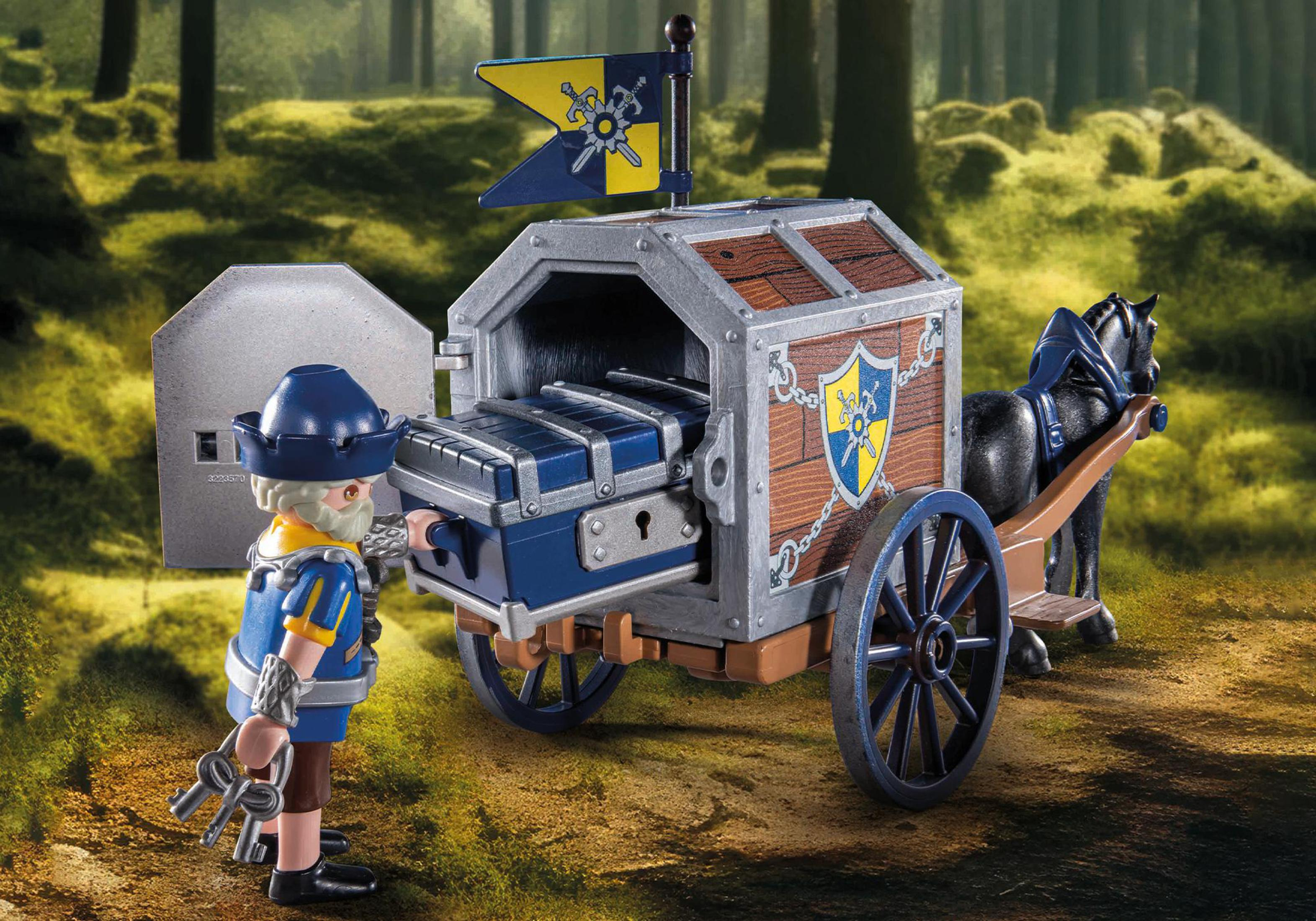 Playmobil-Ritter und Karren mit Schatzkisten in einer Waldszene mit Pferd und Fahne.