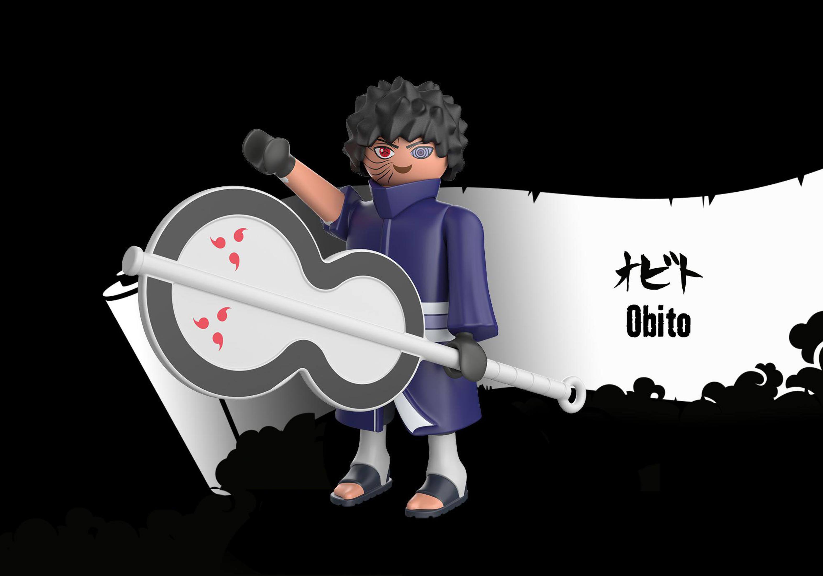 Una figura Playmobil di Obito, un personaggio di Naruto, che tiene un'arma su uno sfondo nero.