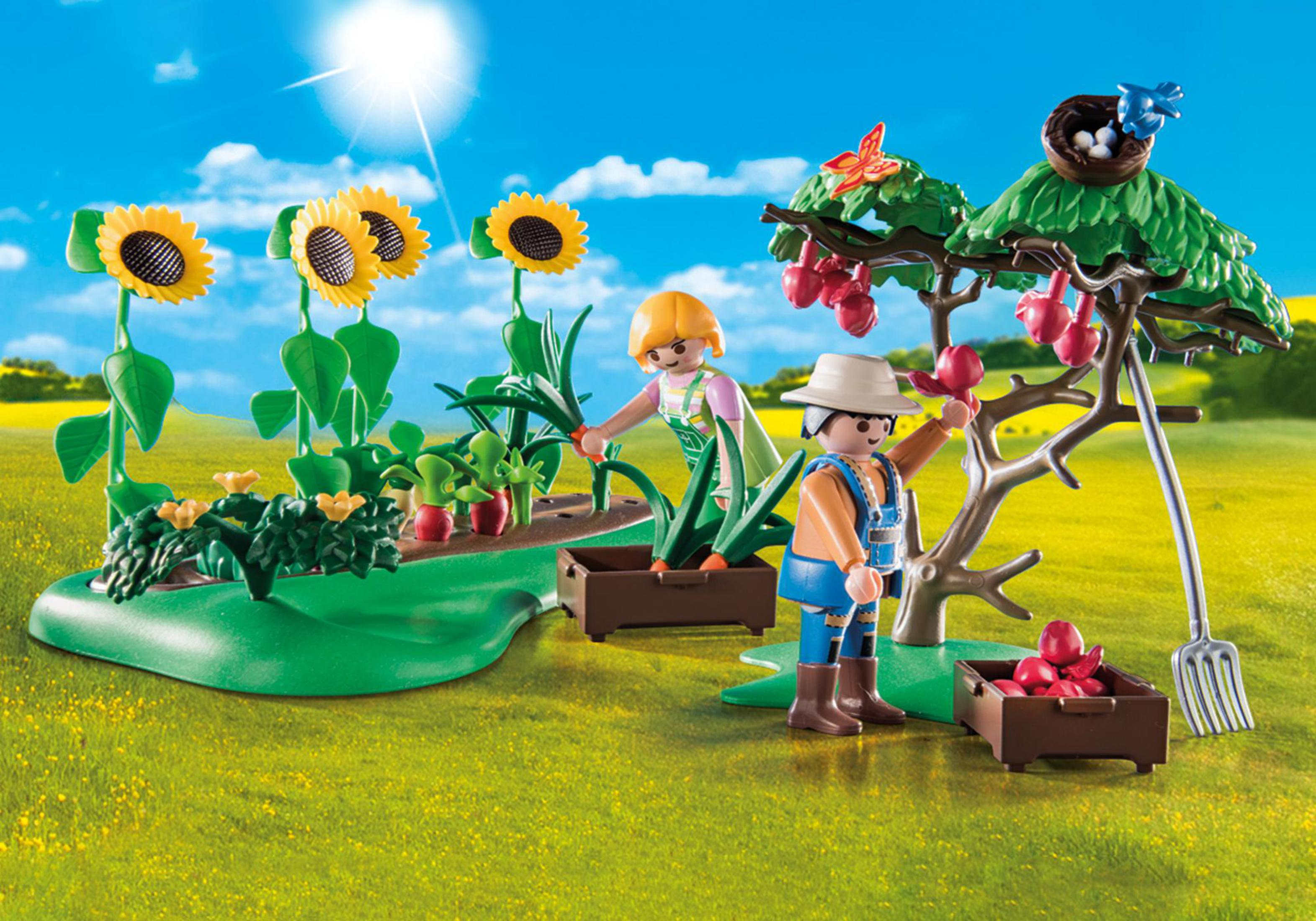 Eine Playmobil-Szene mit Bauern, Sonnenblumen und einem Garten.