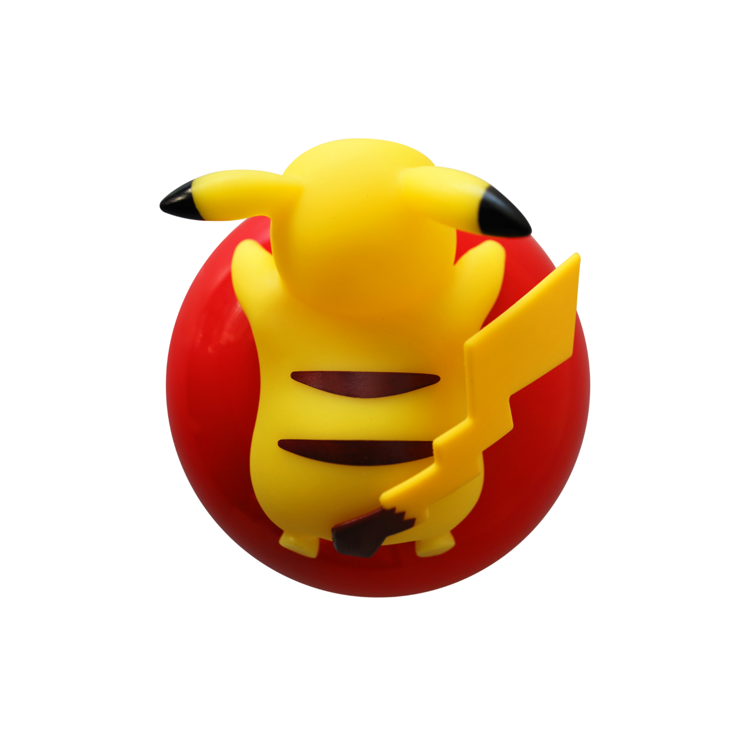 Zabawka Pikachu na czerwonym kole, widok z tyłu.