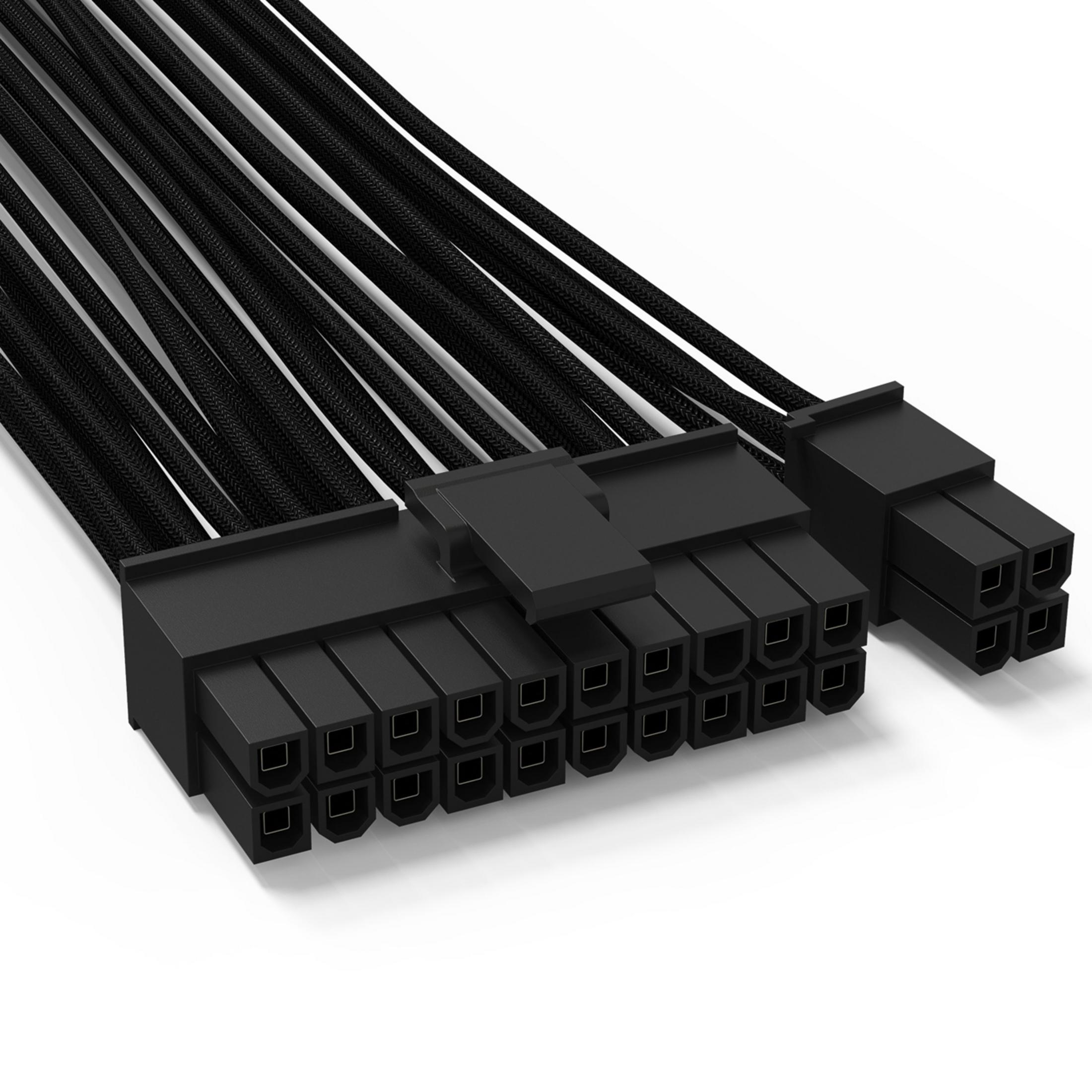 Czarne kable zasilające ze złączami na białym tle.