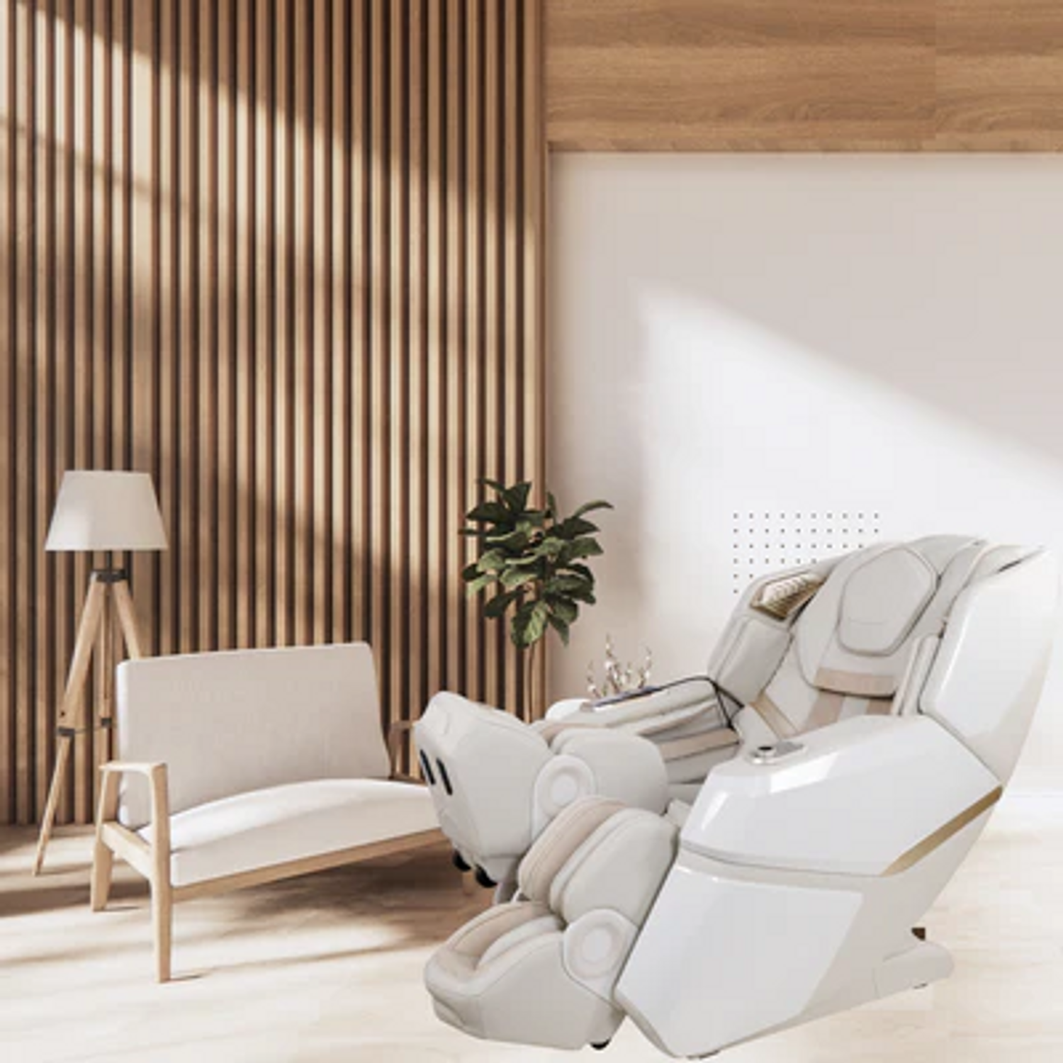 Weißer Massagesessel und Sofa in einem Raum mit Holzwand und Stehlampe.
