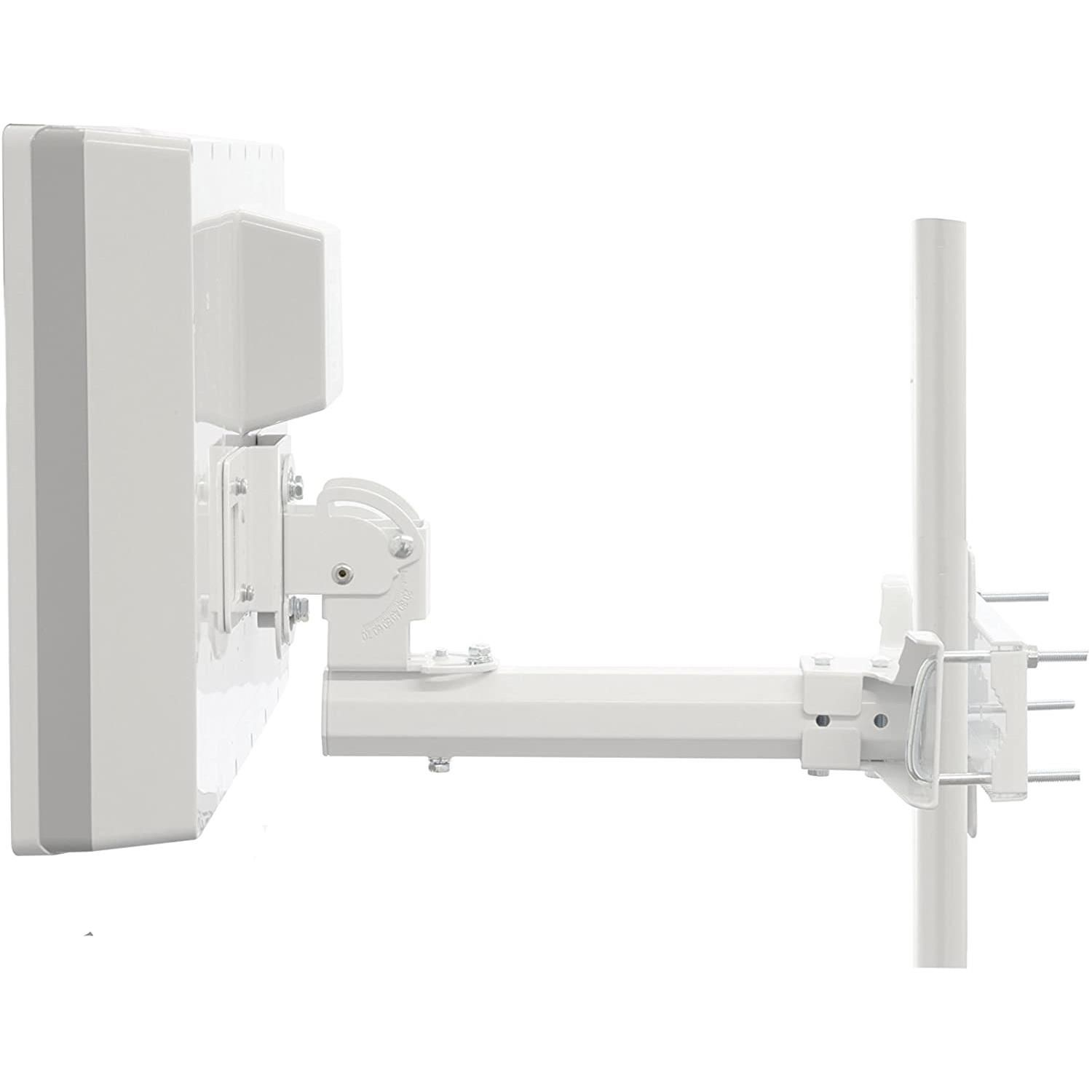 Ein weißes Antennensystem mit rechteckiger Basis und horizontalem Arm, montiert auf weißem Hintergrund.