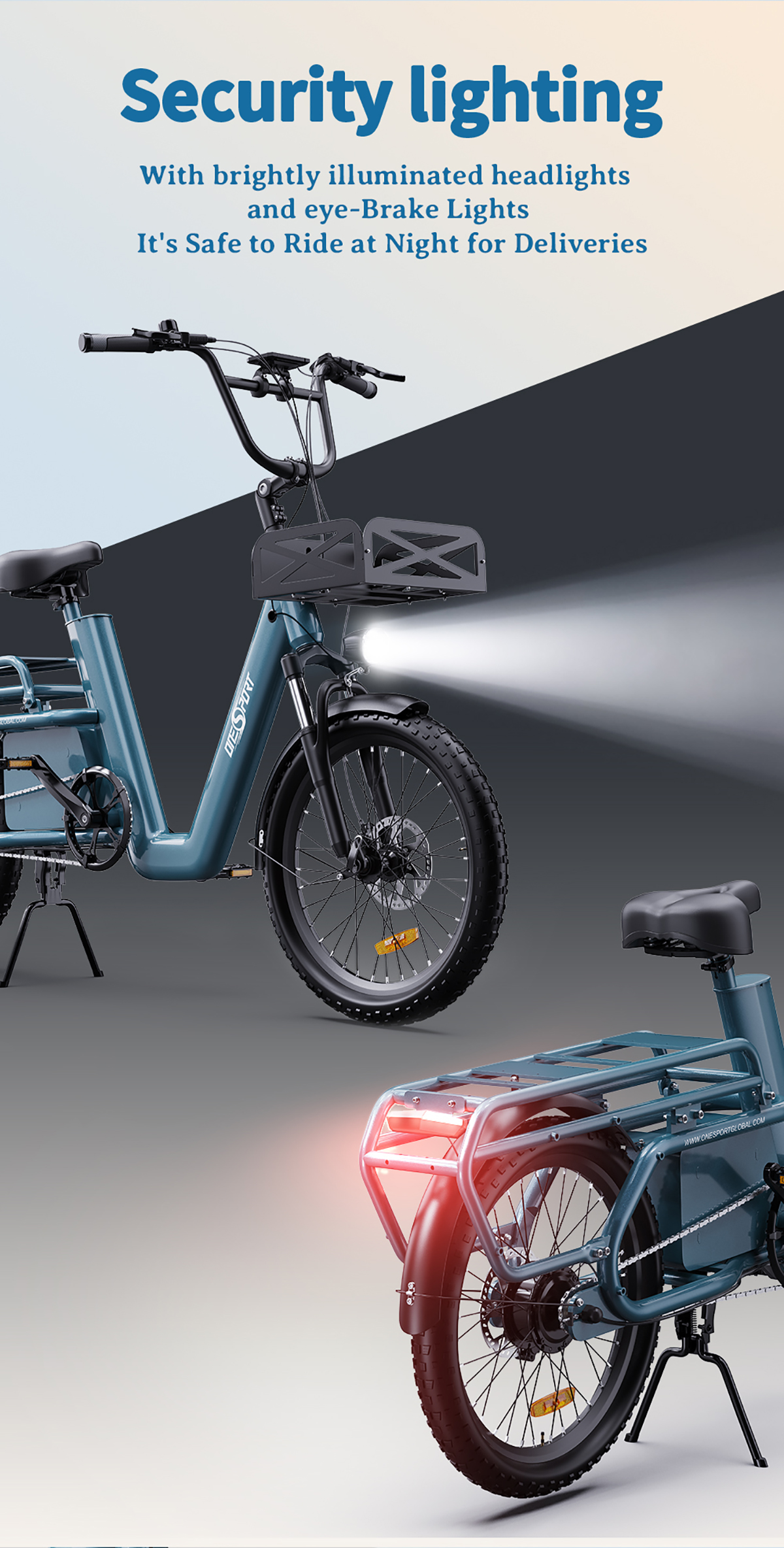Niebieski rower elektryczny cargo z jasnymi reflektorami i tylnymi światłami. Tekst: Oświetlenie bezpieczeństwa.