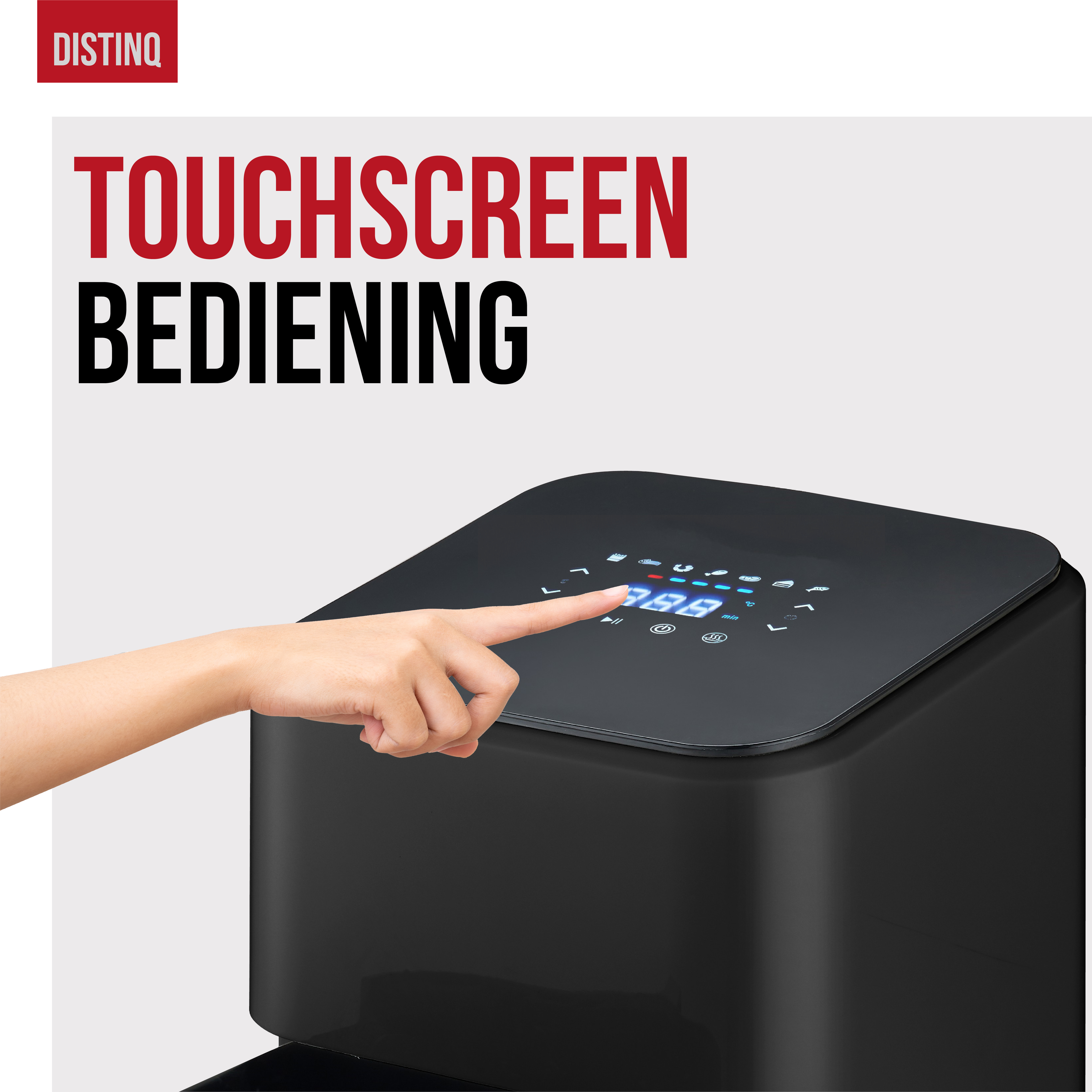 Een persoon raakt een touchscreen aan op een zwart apparaat. Tekst: Touchscreen bediening.