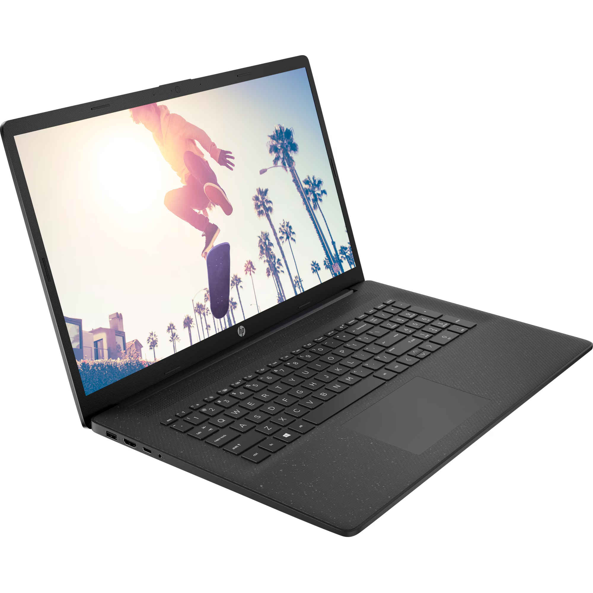 Schwarzer Laptop mit einem Bildschirm, der einen Skateboarder zeigt, auf weißem Hintergrund, schräge Ansicht.