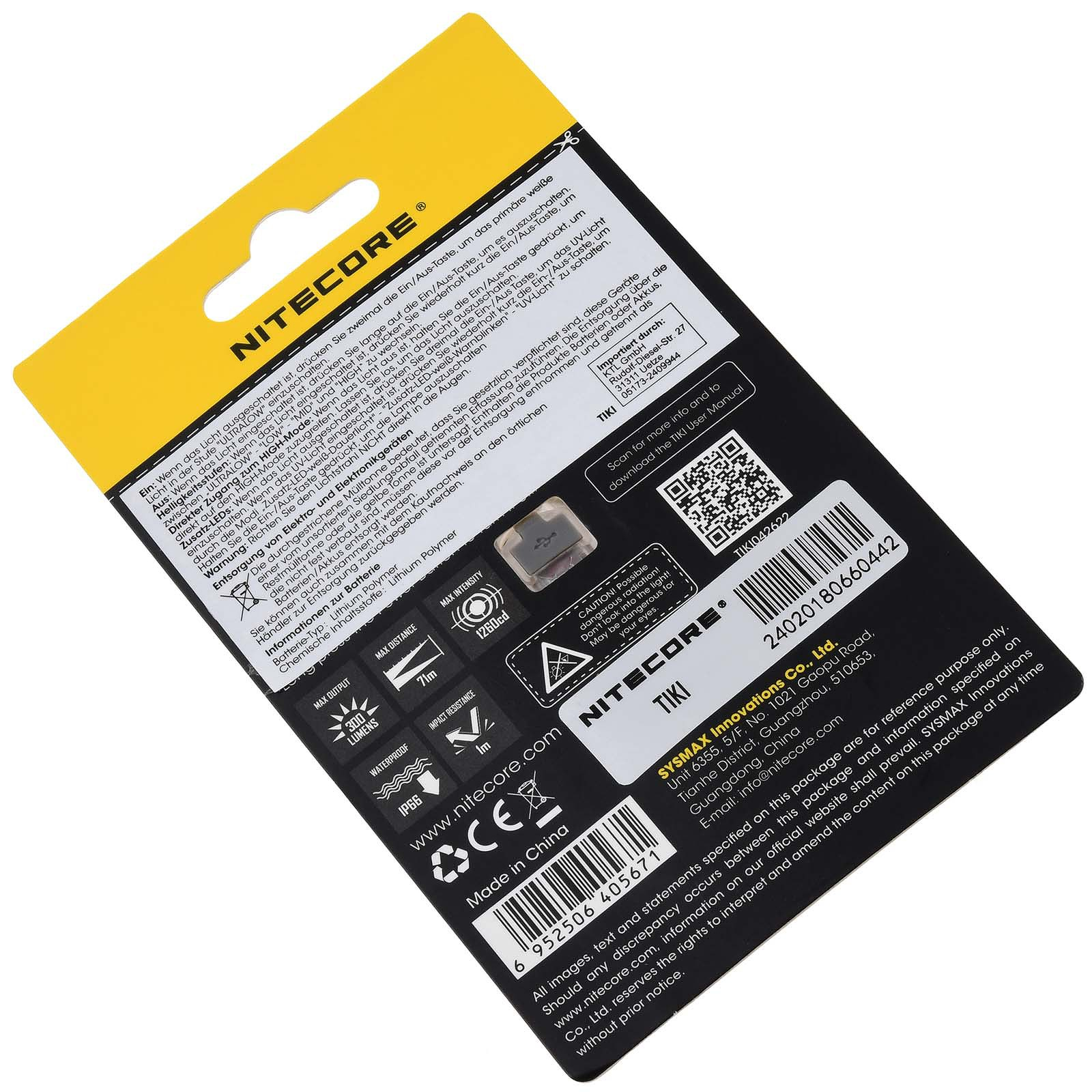 Eine Packung einer Taschenlampe. Text und Diagramme auf der Rückseite der Verpackung. Hergestellt in China.