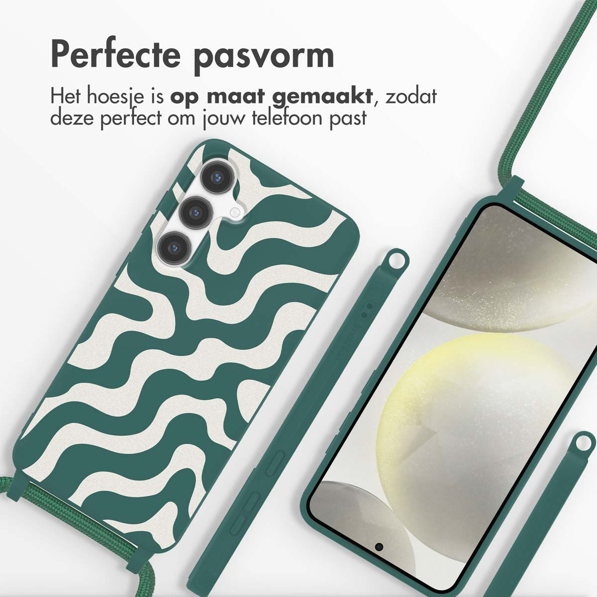 Groen telefoonhoesje met een golvend wit ontwerp en een koord. Een telefoon zit in het hoesje.