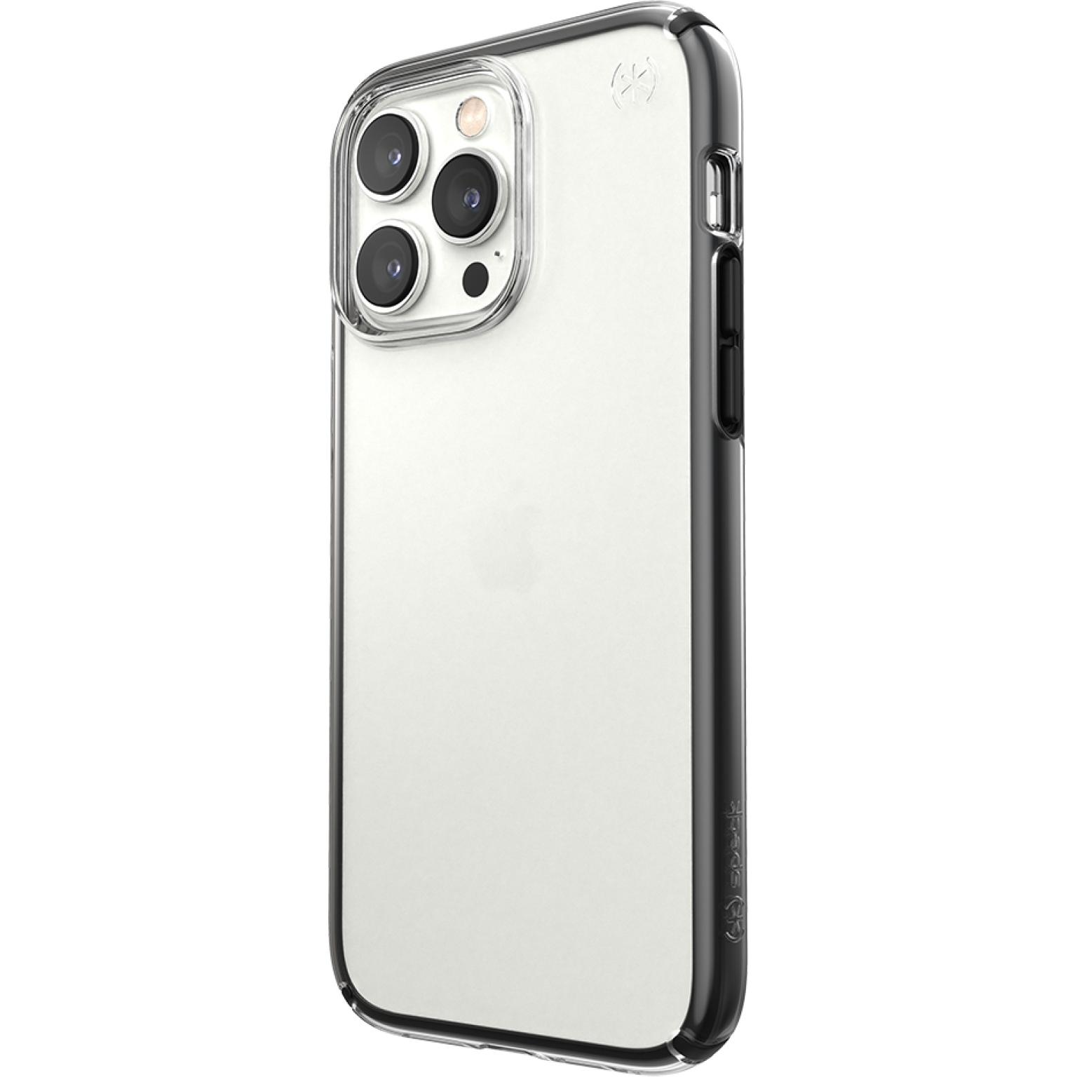 Transparante telefoonhoes met drie camera's. Merk Speck. Zwarte rand, doorzichtige achterkant. Schuin, geïsoleerd.