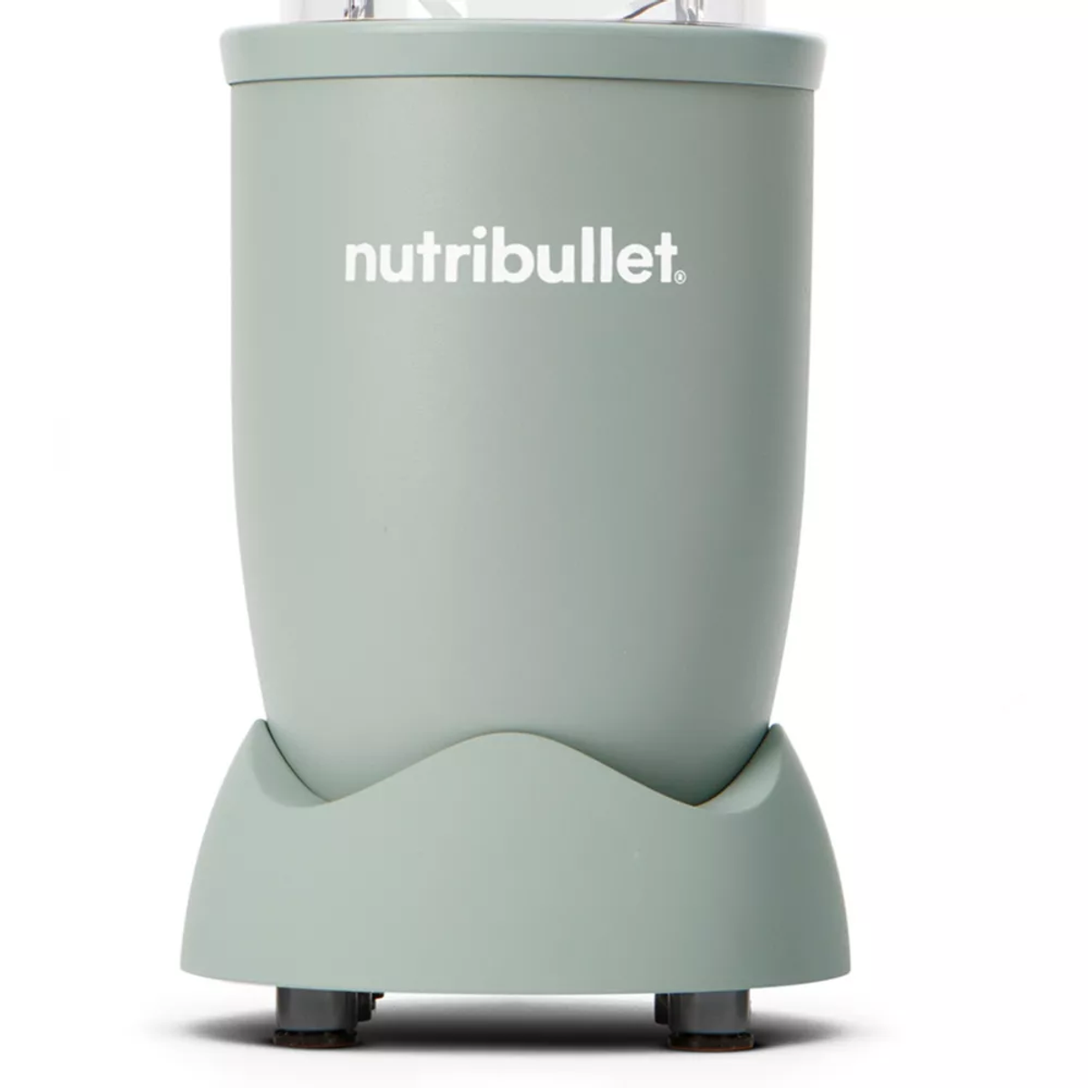 Licuadora Nutribullet verde menta, vista de cerca. Logotipo blanco en el frente, fondo blanco.