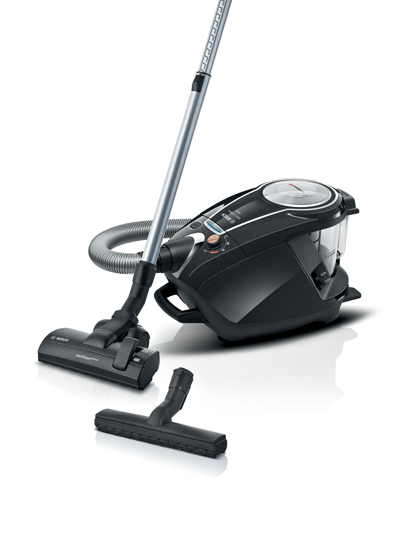 Czarny i srebrny odkurzacz z akcesoriami na białej powierzchni. Widoczne logo Bosch.