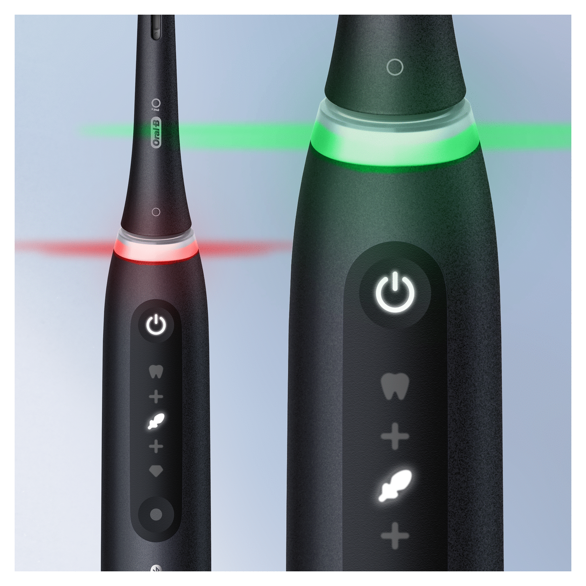 Schwarze elektrische Zahnbürste mit Kontrollleuchten. Rote und grüne Lichter leuchten. Ein- und Reinigungsmodustasten.