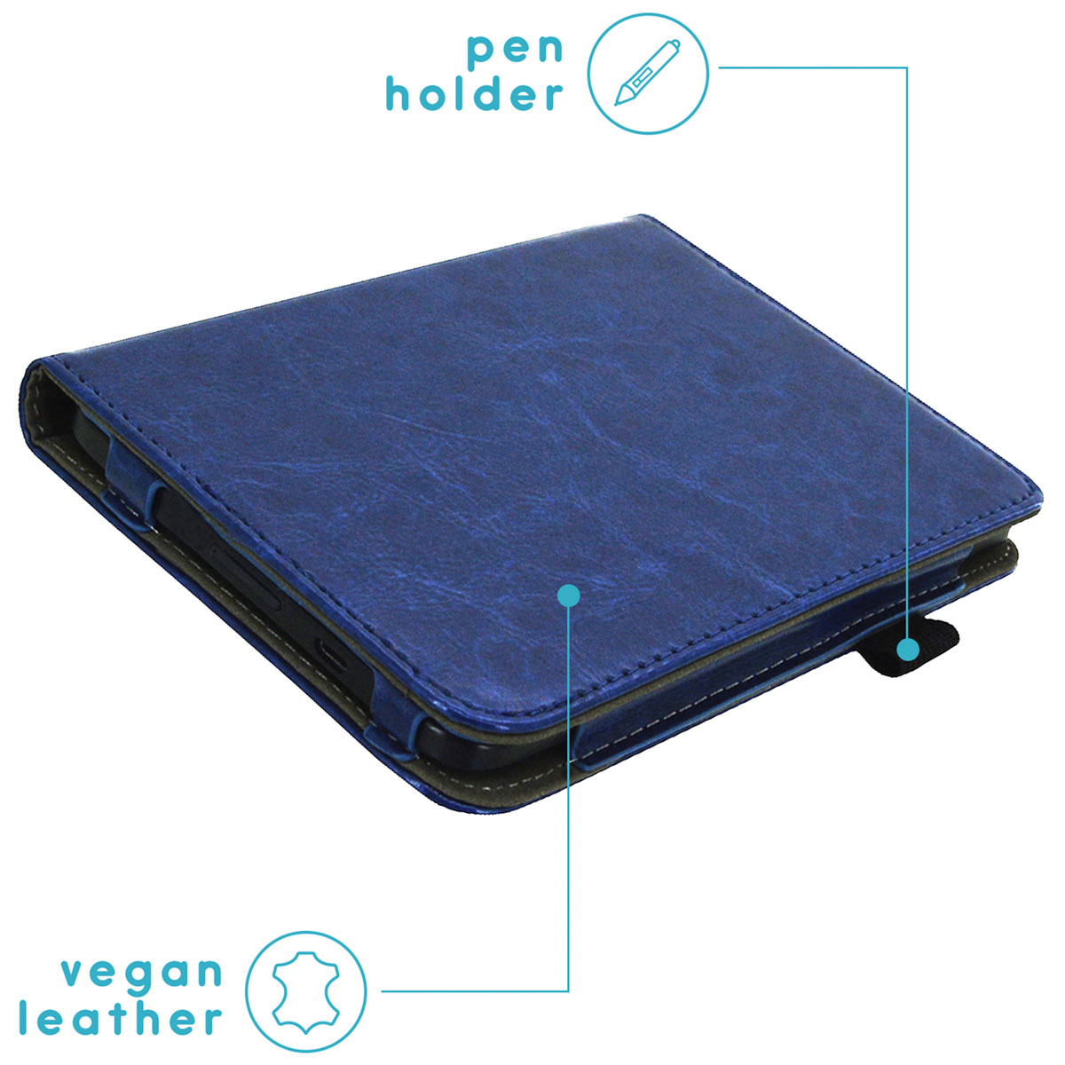 Blauwe vegan leren tablethoes, gesloten. Toont de details van de pennenhouder. De achtergrond is wit.