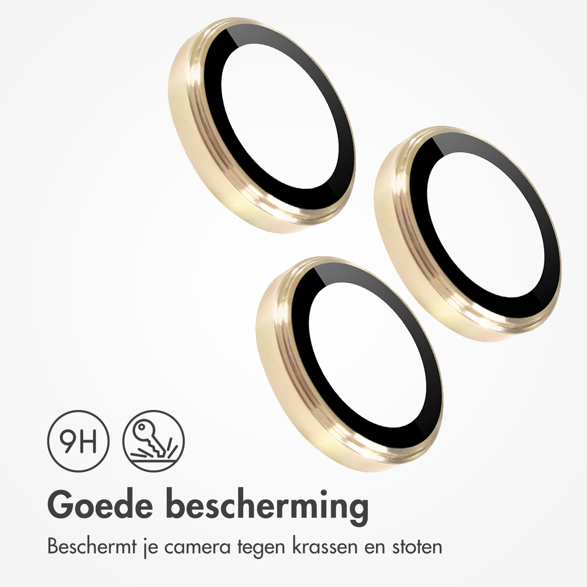 Drie gouden cameralensbeschermers op wit. Tekst: Goede bescherming, beschermt tegen krassen.