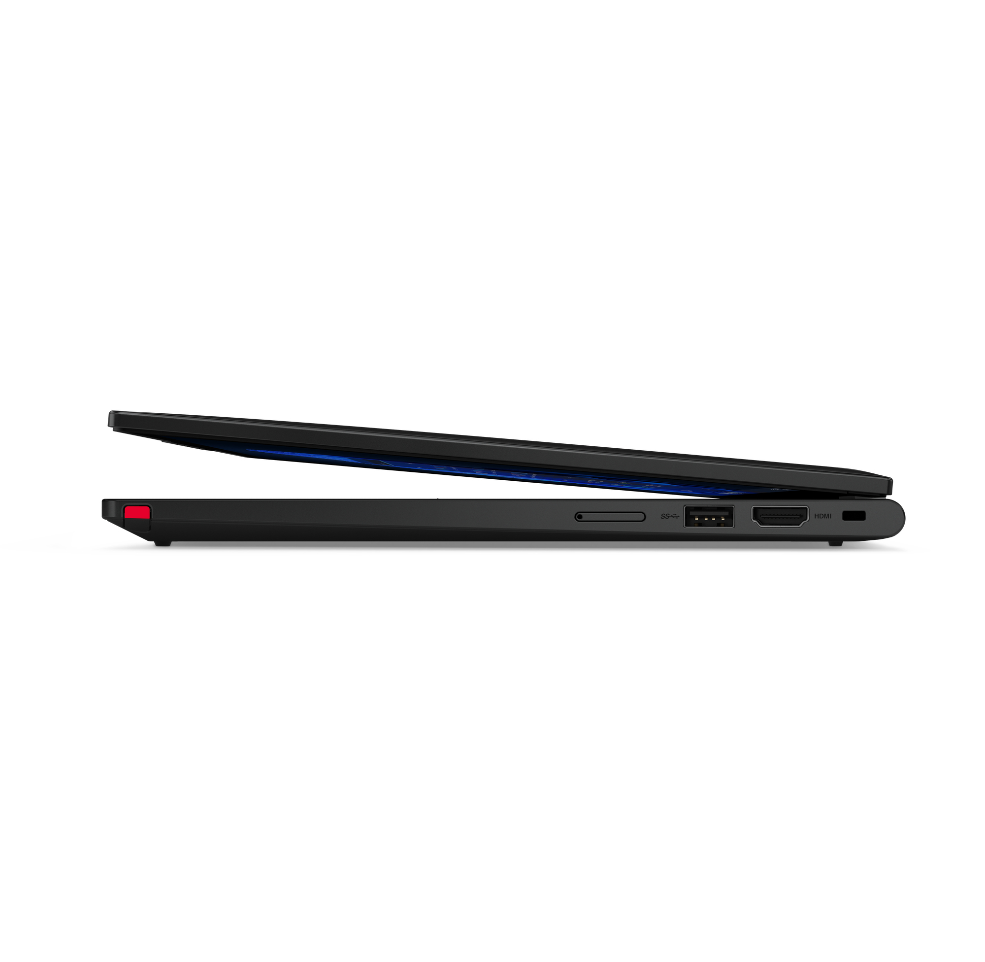 Laptop nero, chiuso, vista laterale, con dettaglio rosso e porte USB. Sfondo bianco.