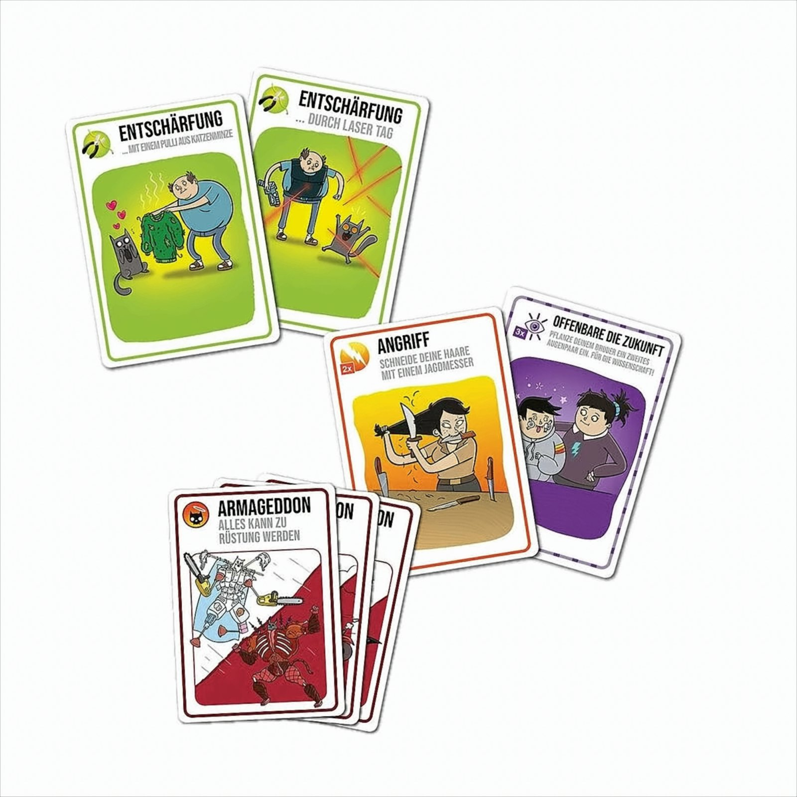 Karten aus einem Brettspiel, die Illustrationen und Text zeigen, auf einer weißen Oberfläche ausgelegt.