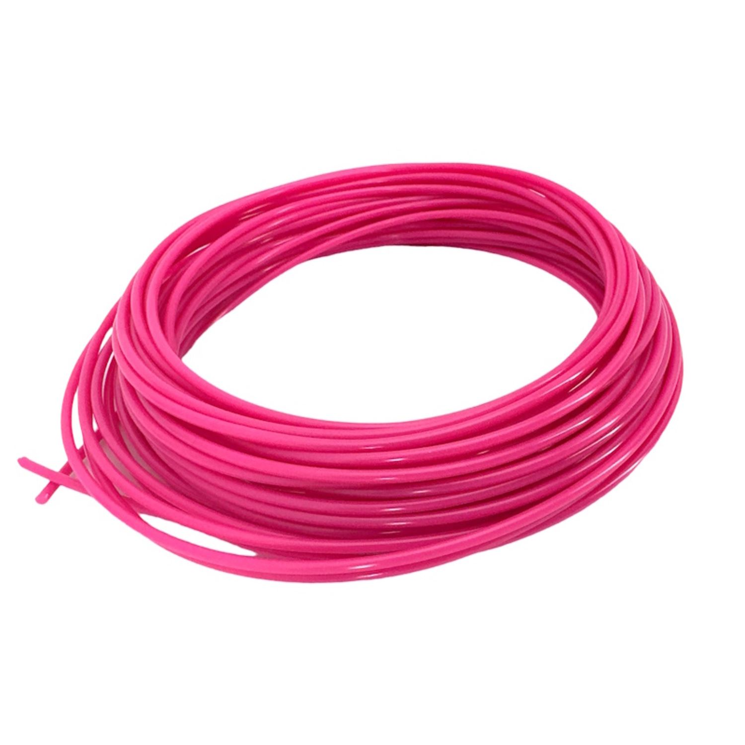Un rollo enrollado de filamento rosa. Se utiliza para la impresión 3D y está sobre un fondo blanco.