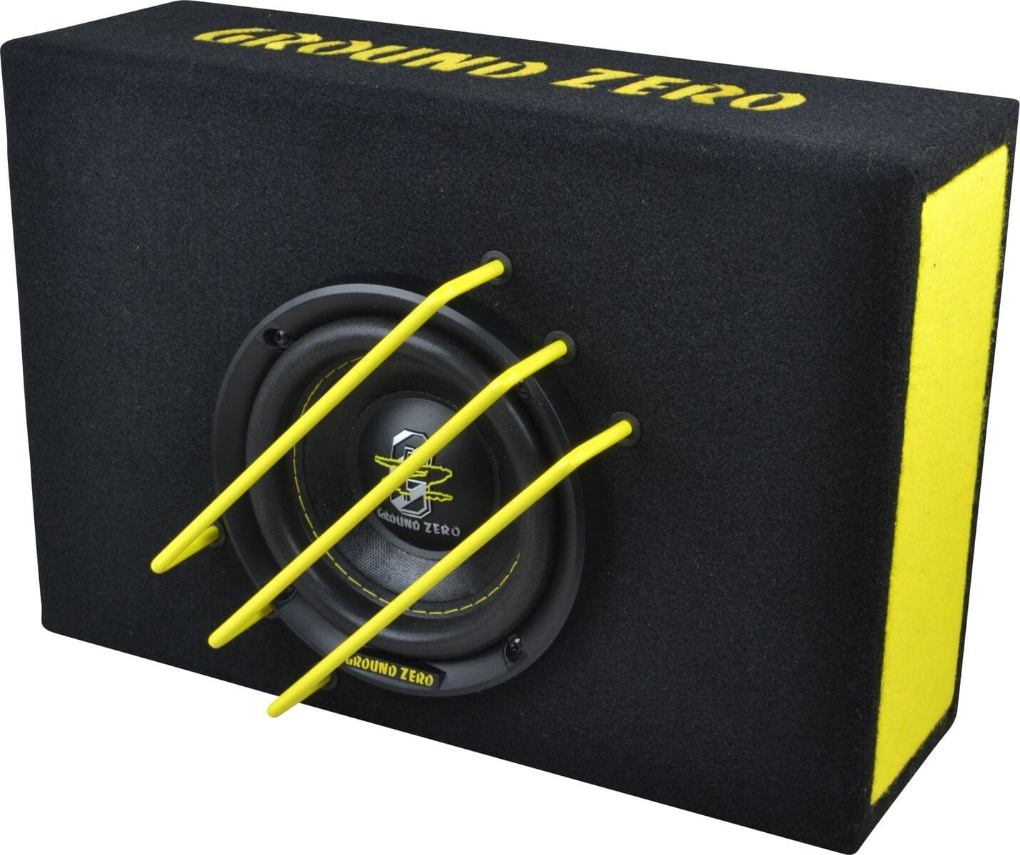 Eine schwarze Lautsprecherbox mit einem zentralen Subwoofer und gelben Stäben zum Schutz.