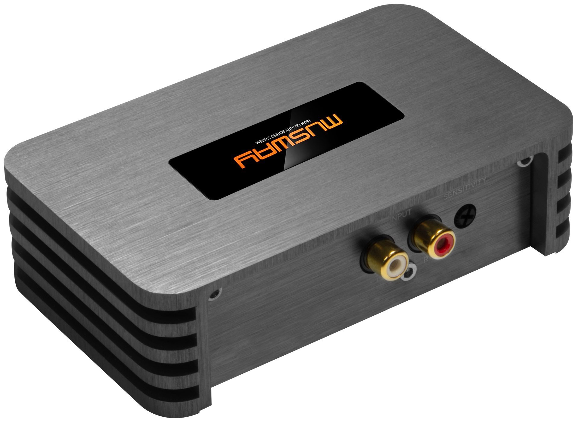 Gebürsteter Metall-Musway-Audioverstärker, angewinkelte Ansicht.