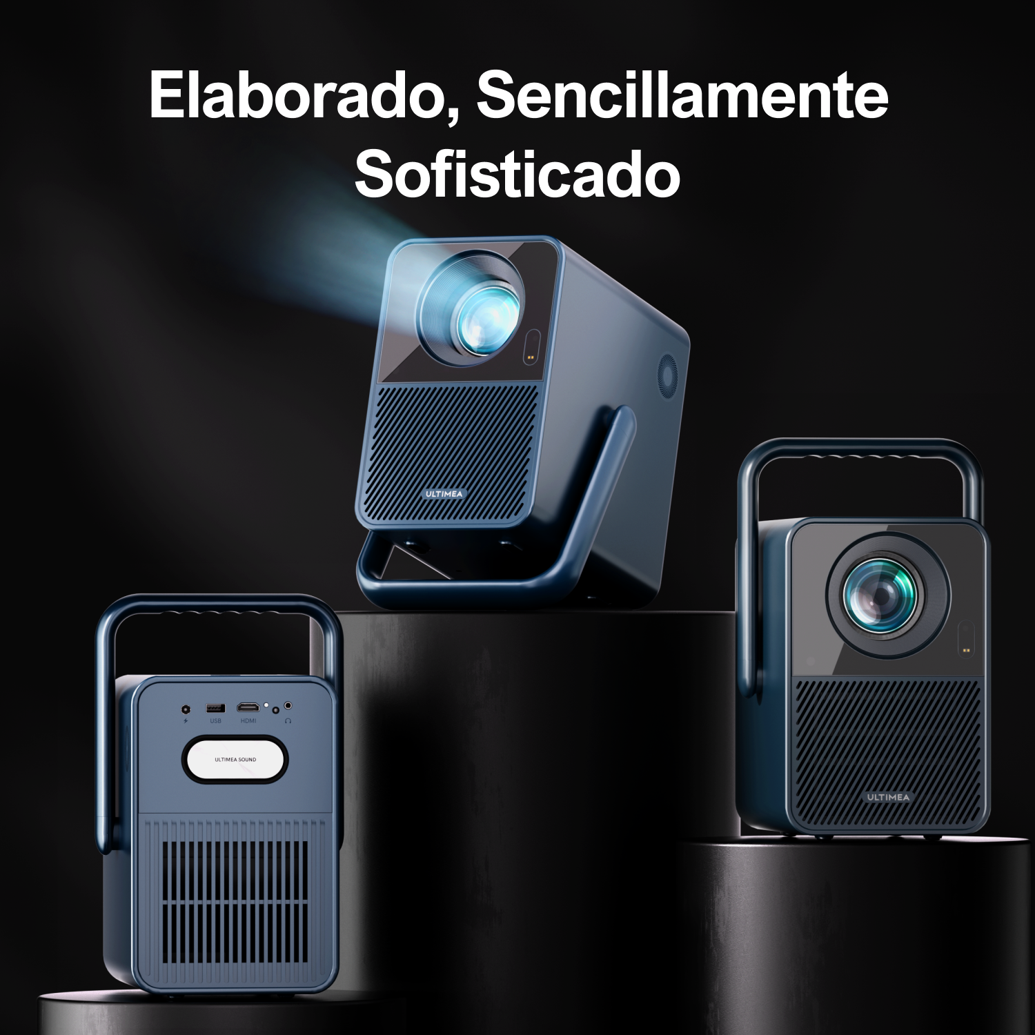 Tres proyectores azules en podios negros. Texto: Elaborado, Sencillamente Sofisticado.