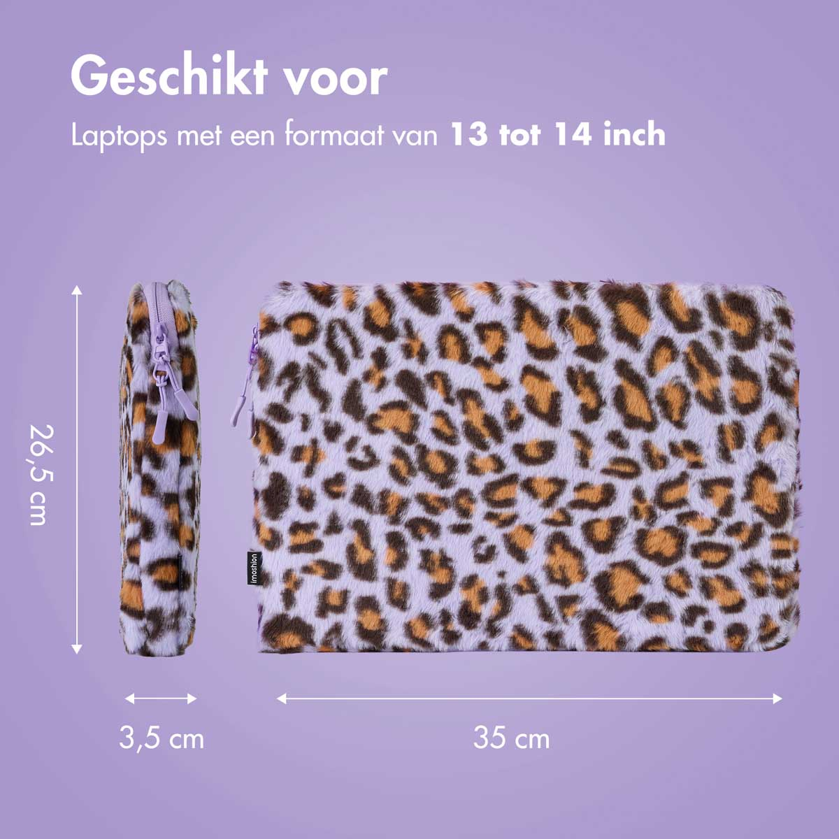 Laptophoes met luipaardprint met afmetingen, op witte achtergrond.