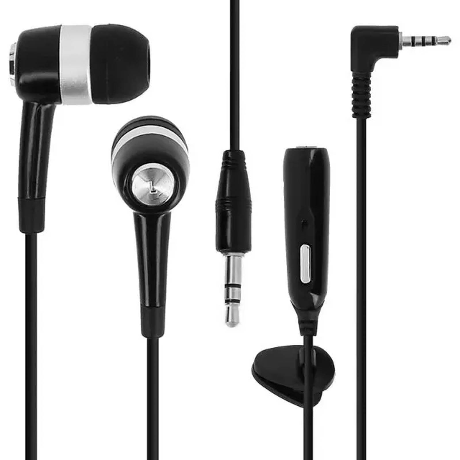 Varios auriculares negros con una variedad de conectores y un accesorio de micrófono.