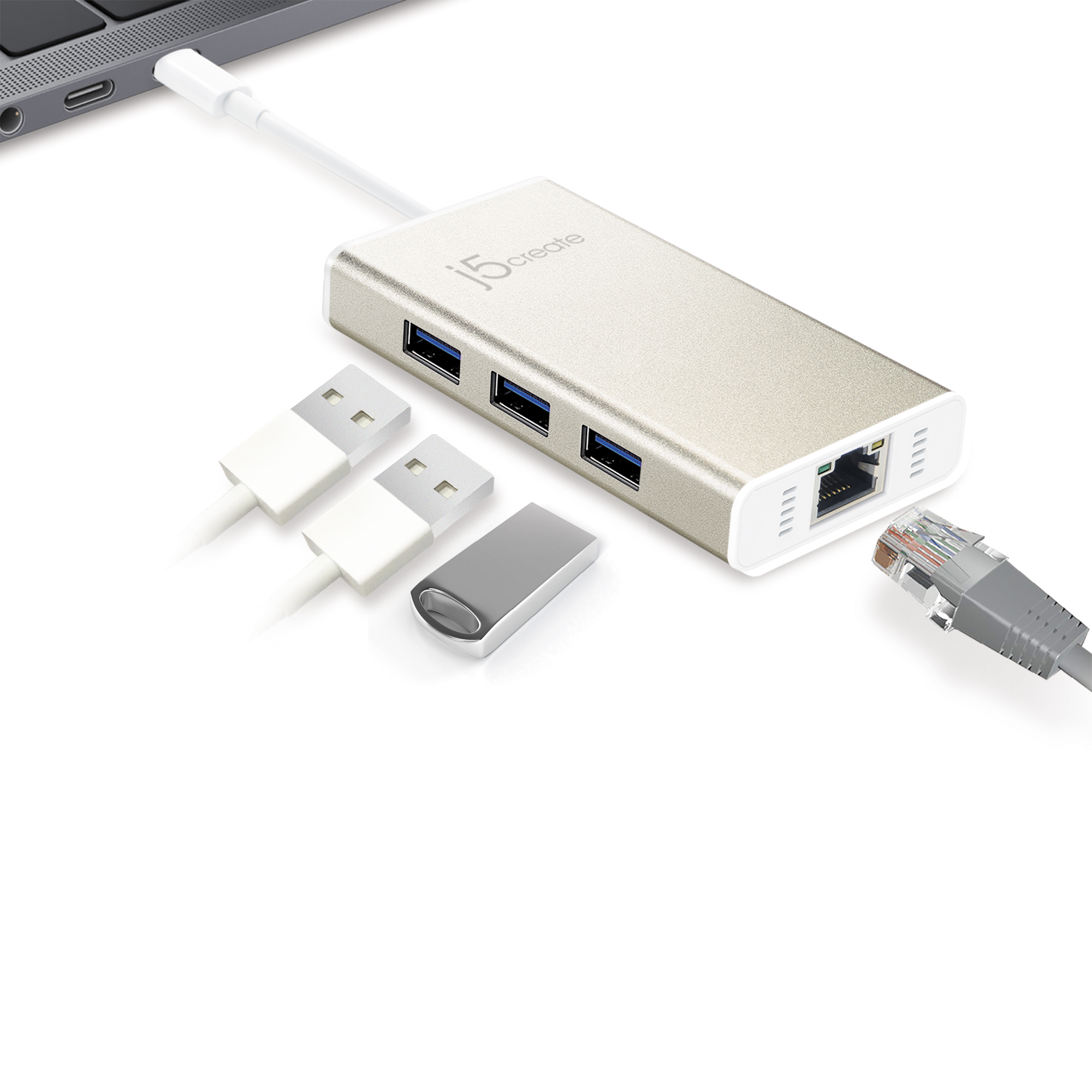 Ein silberner i5create USB-Hub mit USB-Anschlüssen, einem USB-C-Kabel und einem Ethernet-Kabel auf weißem Grund.
