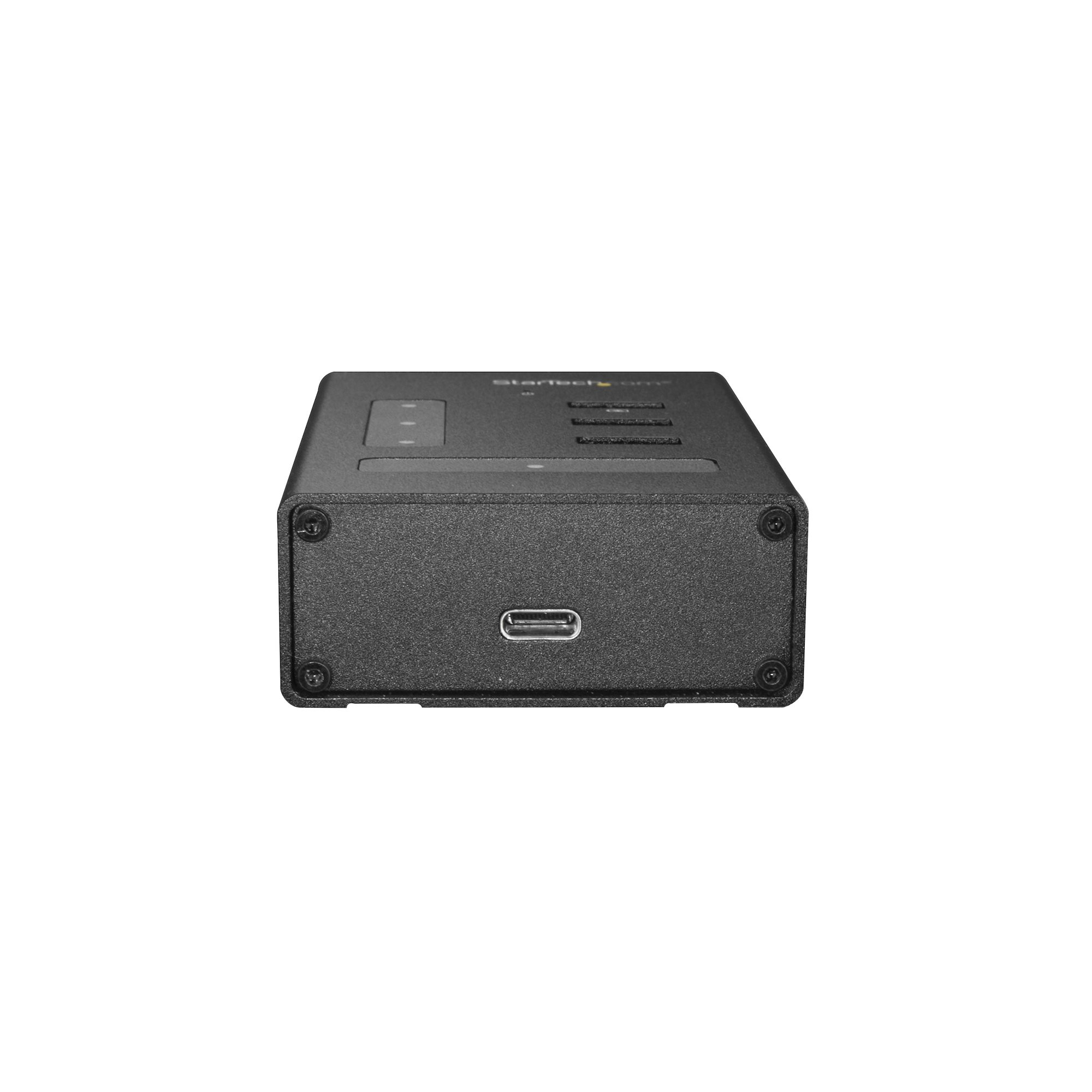 Un dispositivo rectangular negro con un puerto USB-C, visto desde abajo, sobre un fondo blanco.