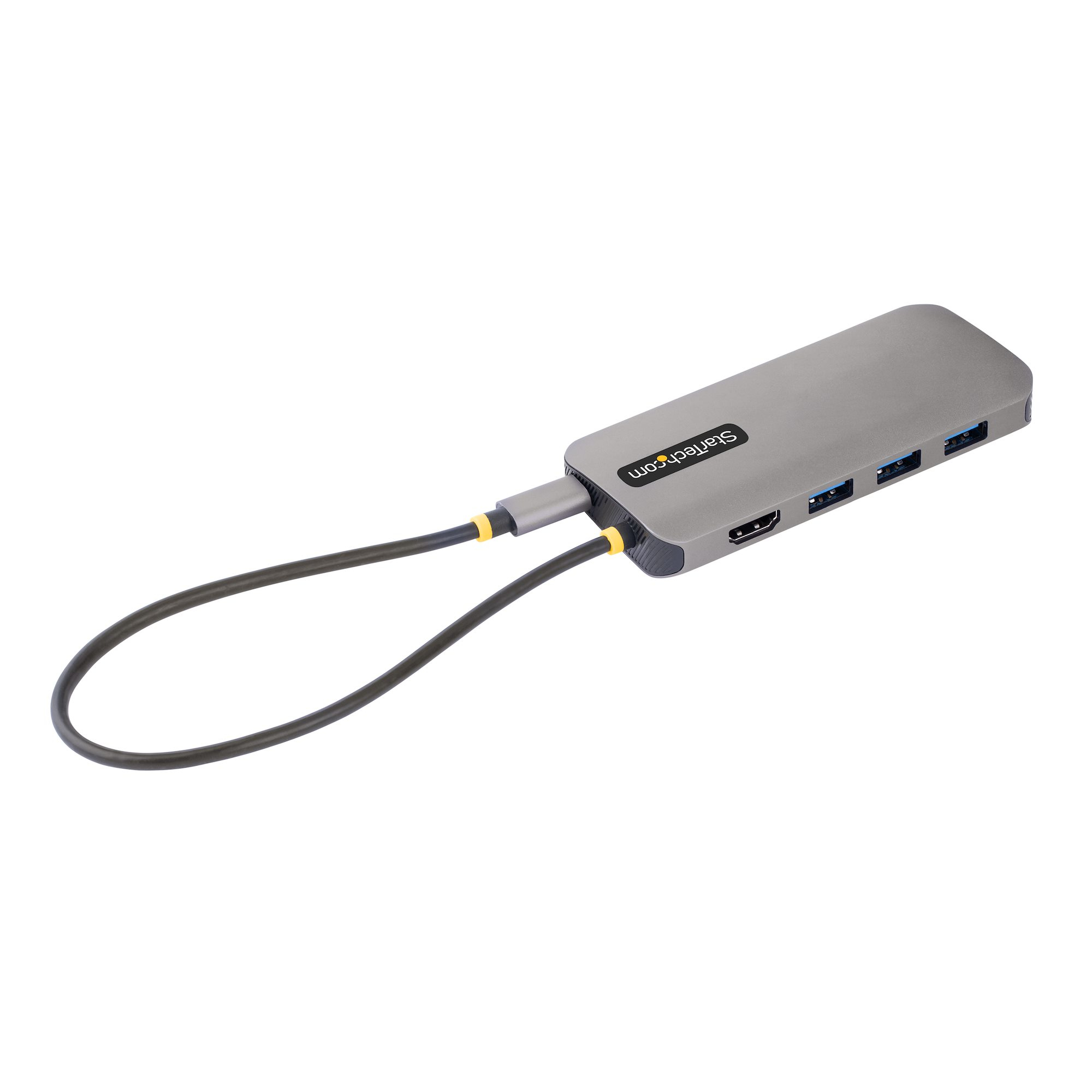 Un hub gris StarTech con múltiples puertos y un cable negro, en ángulo sobre un fondo blanco.