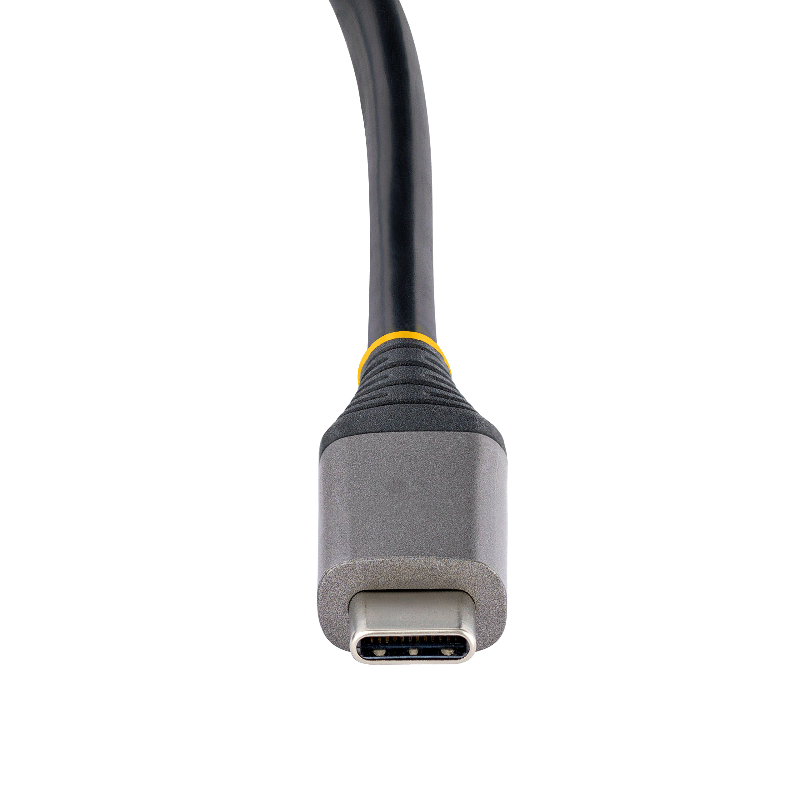 Nahaufnahme eines schwarzen USB-C-Kabelanschlusses mit grauem Kopf, isoliert auf weißem Hintergrund.