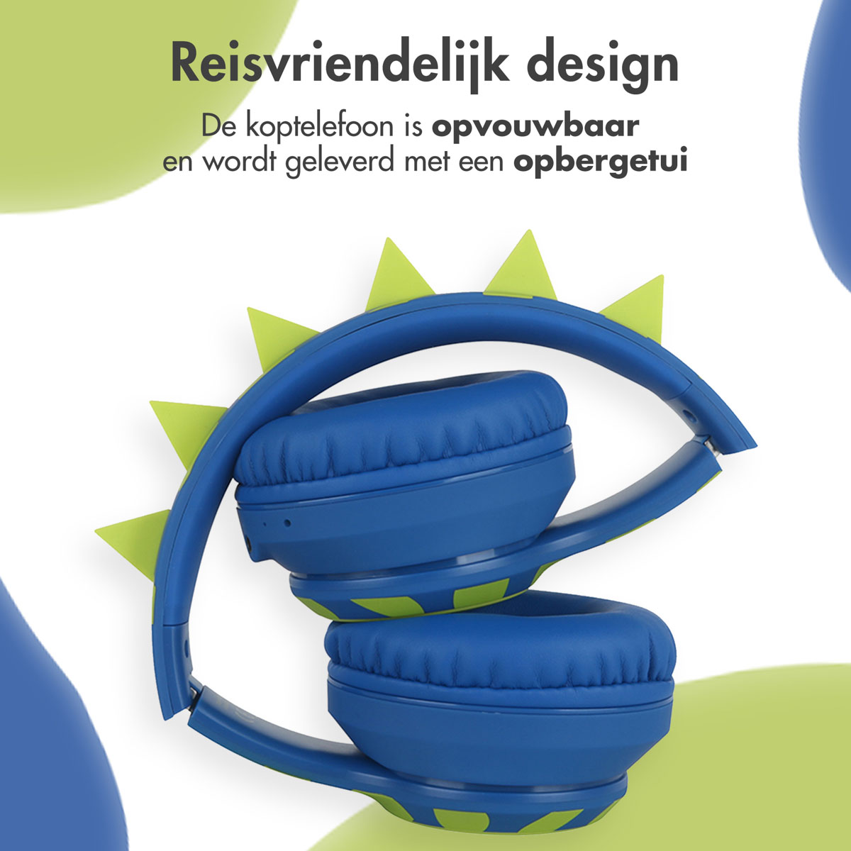 Opvouwbare blauwe koptelefoon met groene stekels, op een witte achtergrond met blauwe en groene accenten.