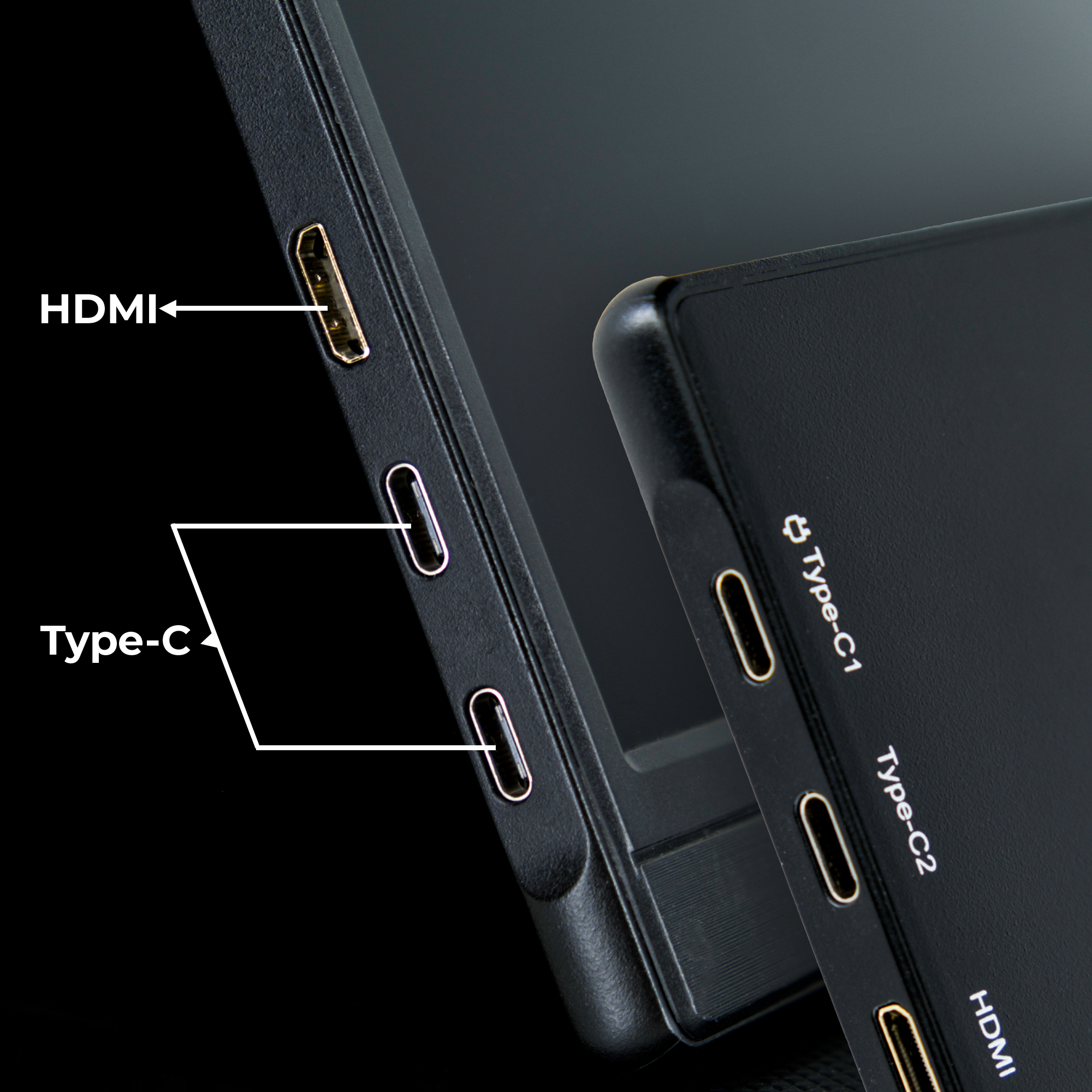 Close-up van apparaatpoorten: HDMI en Type-C. Twee apparaten worden getoond, zwarte achtergrond.