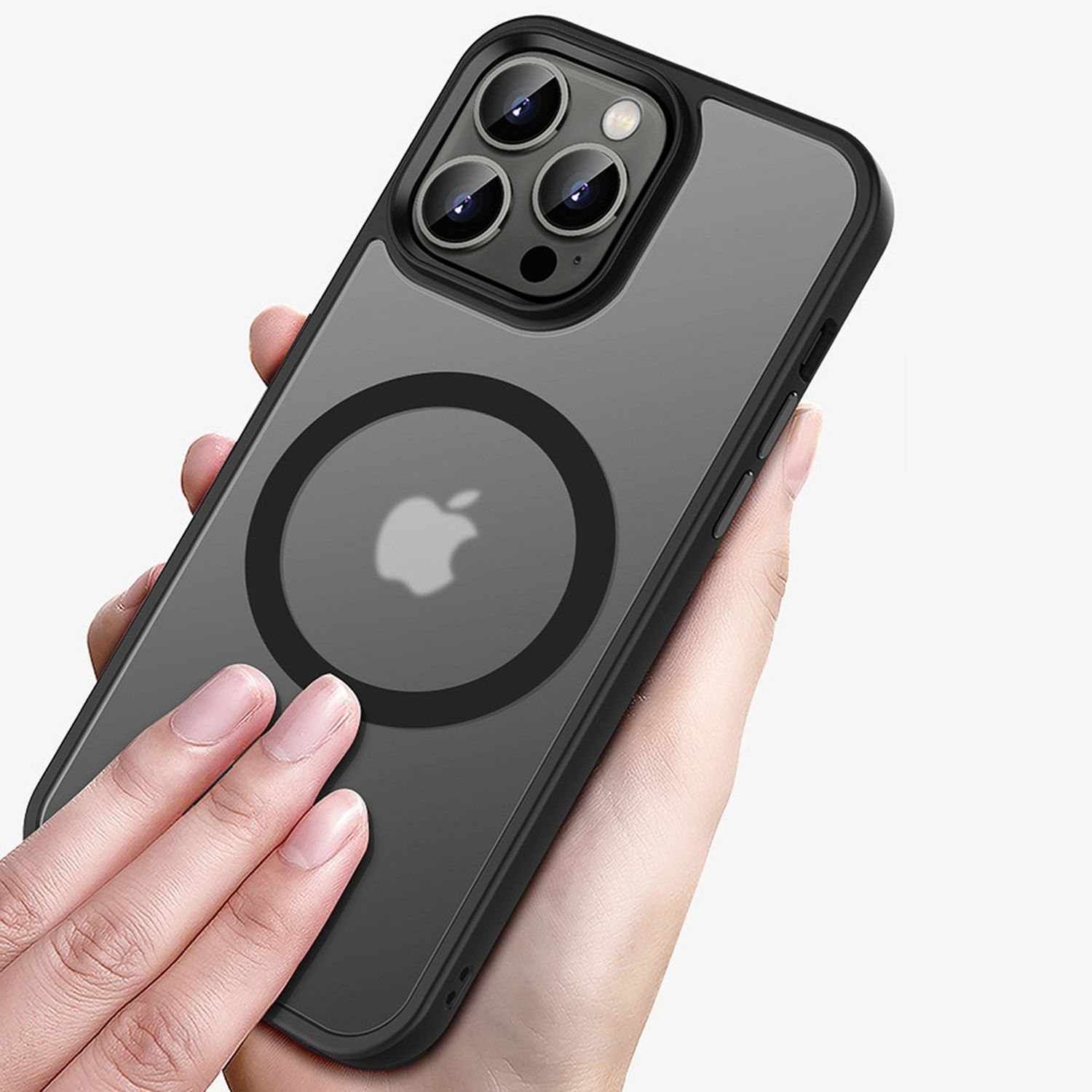 Custodia nera per telefono con un cerchio. Mano che tiene il telefono. Logo Apple visibile.