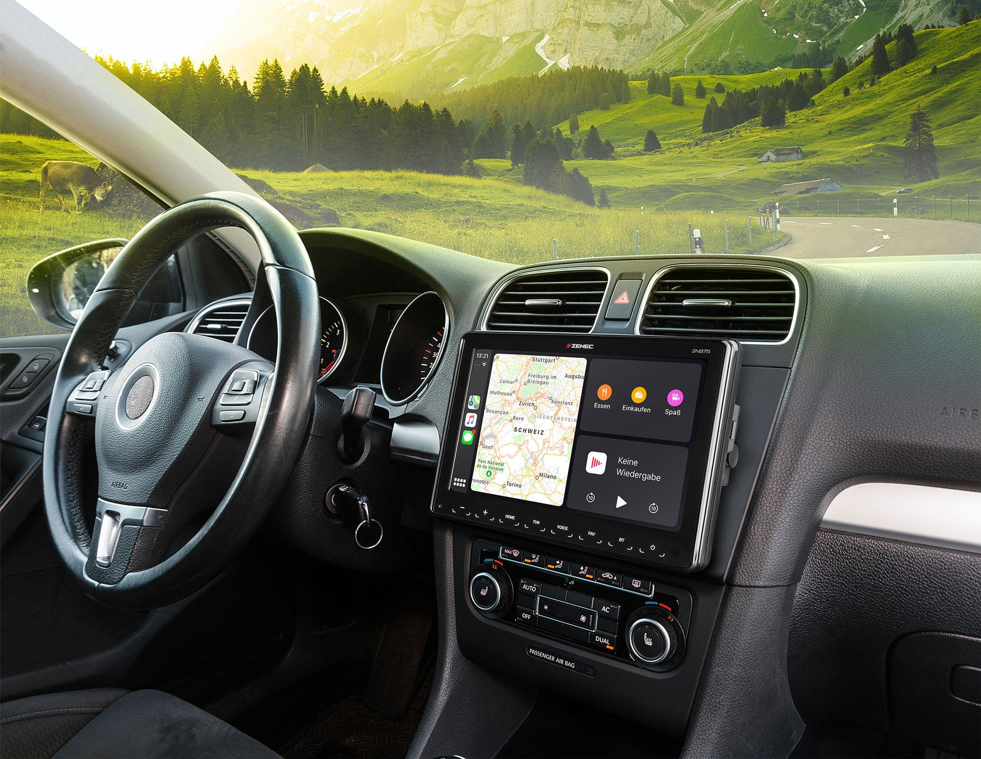 Autoinnenraum mit Armaturenbrett, Navigationsbildschirm und Lenkrad.