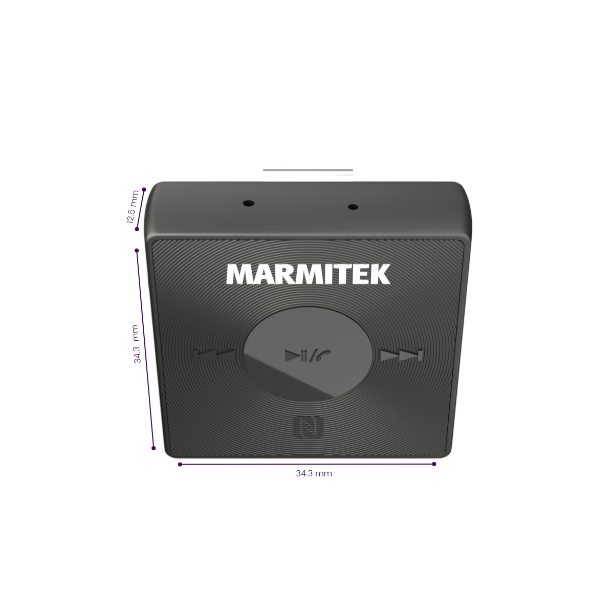 Altoparlante quadrato nero con scritto 'MARMITEK'. Ha un pulsante play/pausa e dettagli sulle dimensioni.